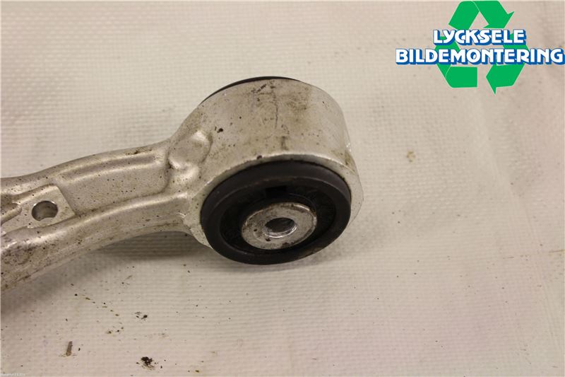 Volkswagen VW TOUAREG 7P 11-18 Bärarm Fram Övre Vä