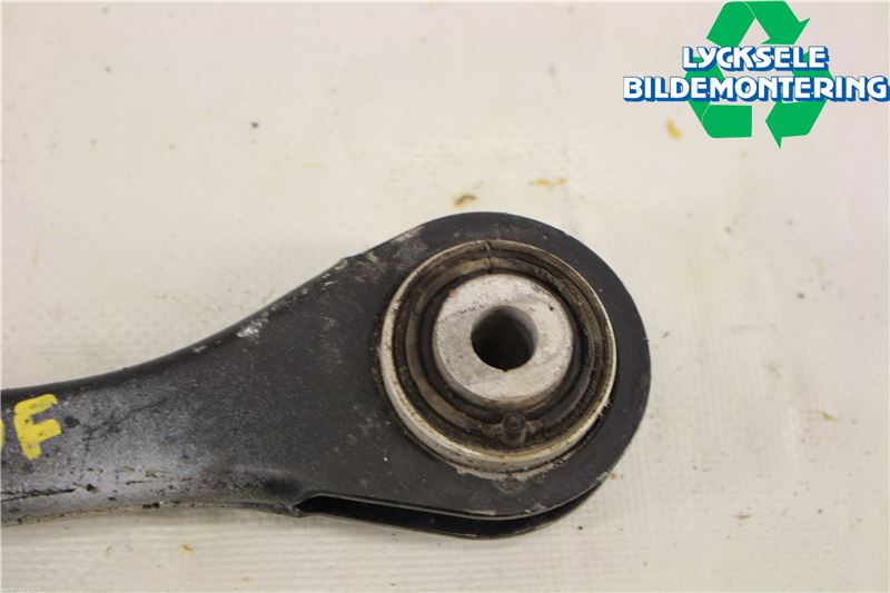 Audi A6 ALLROAD 12-18 Bärarm Bak Vänster