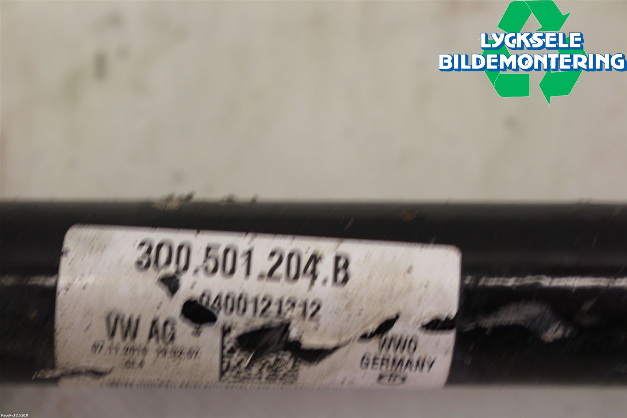 Skoda SUPERB 16-24 Drivaxel Bak Höger