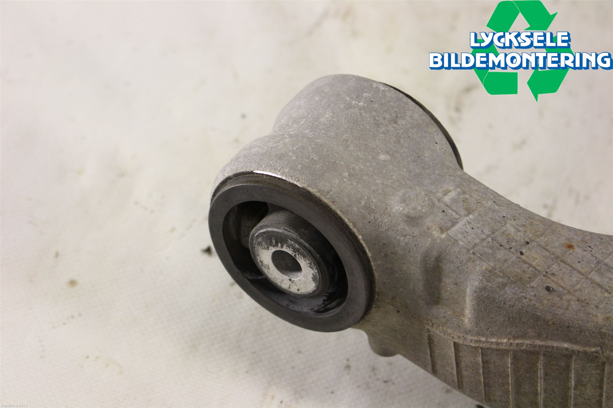 Porsche PANAMERA 09- Bärarm Bak Vänster