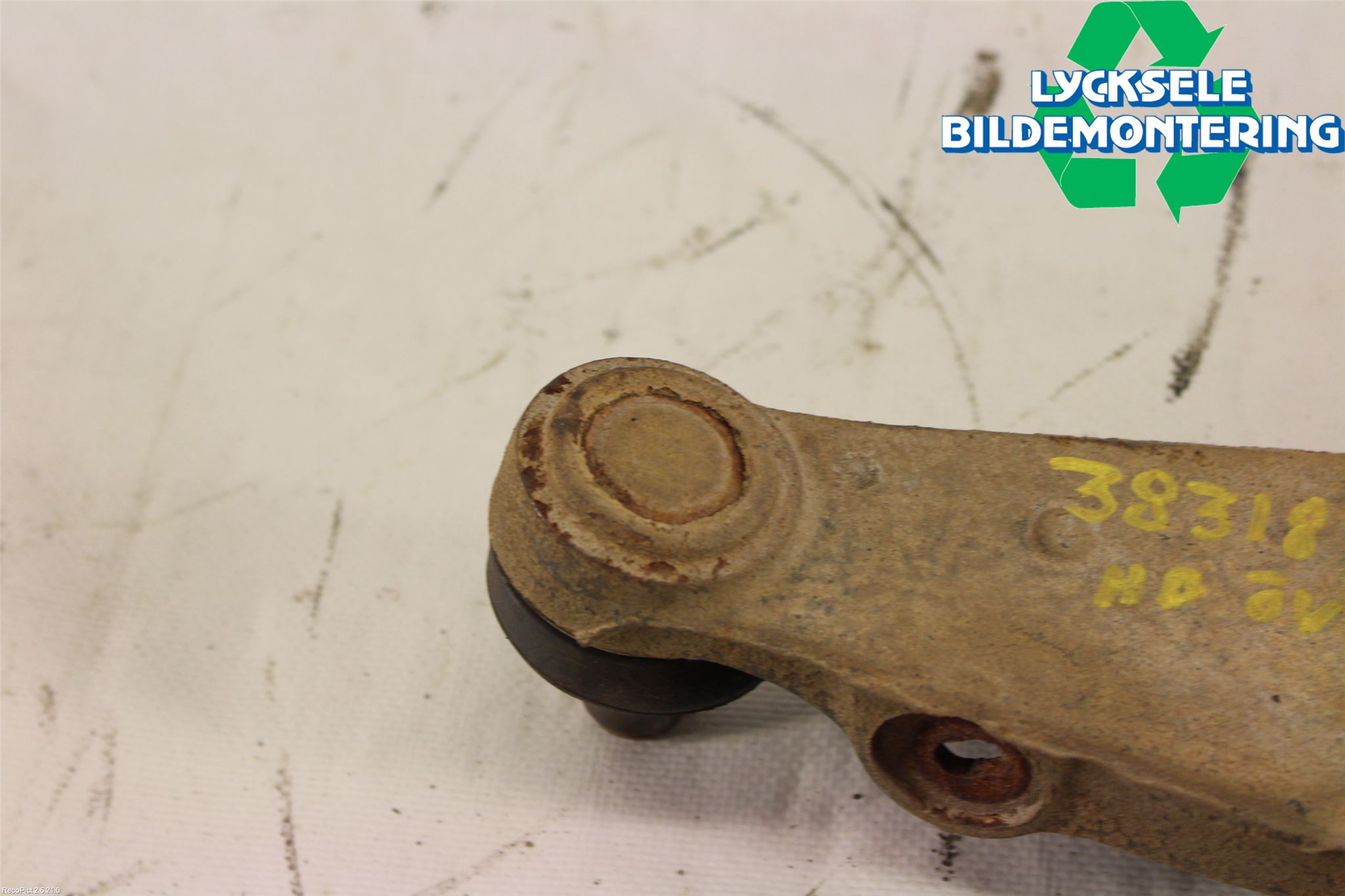 Subaru XV 12-17 Bärarm Bak Övre Höger