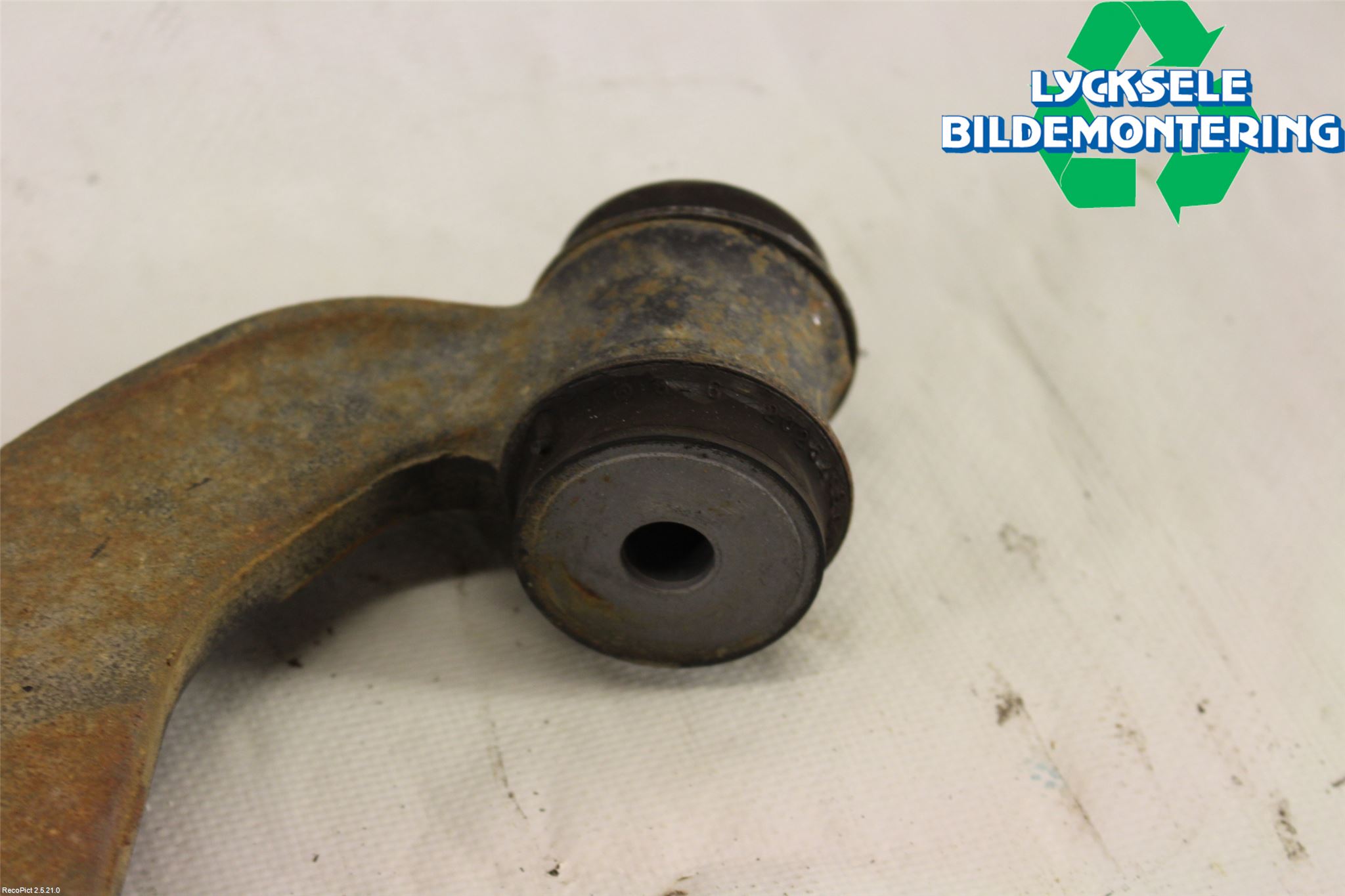 Subaru XV 12-17 Bärarm Bak Övre Höger