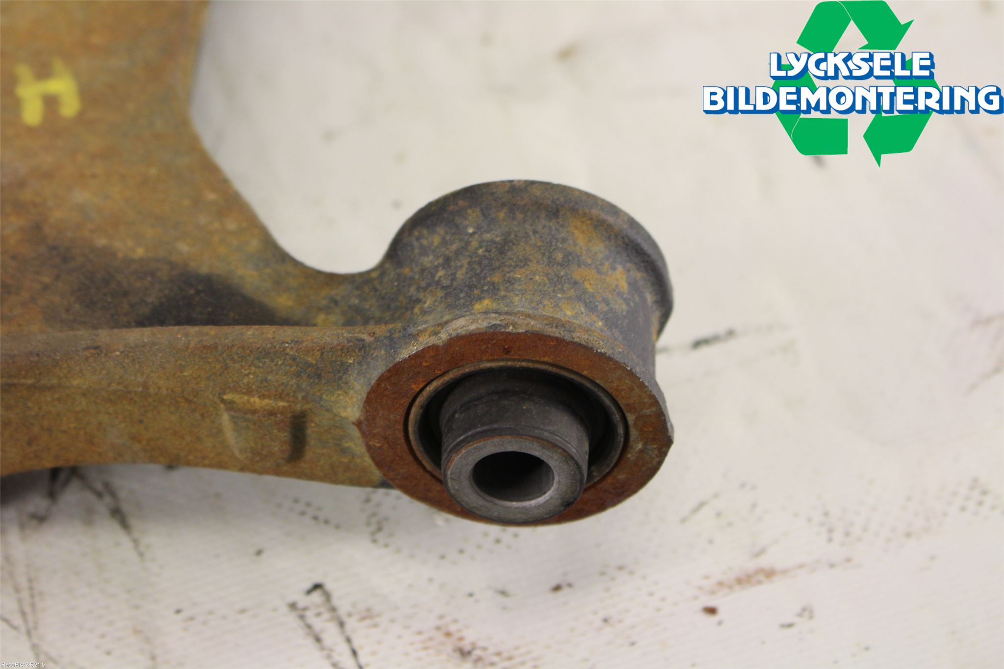 Subaru XV 12-17 Bärarm Bak Övre Höger