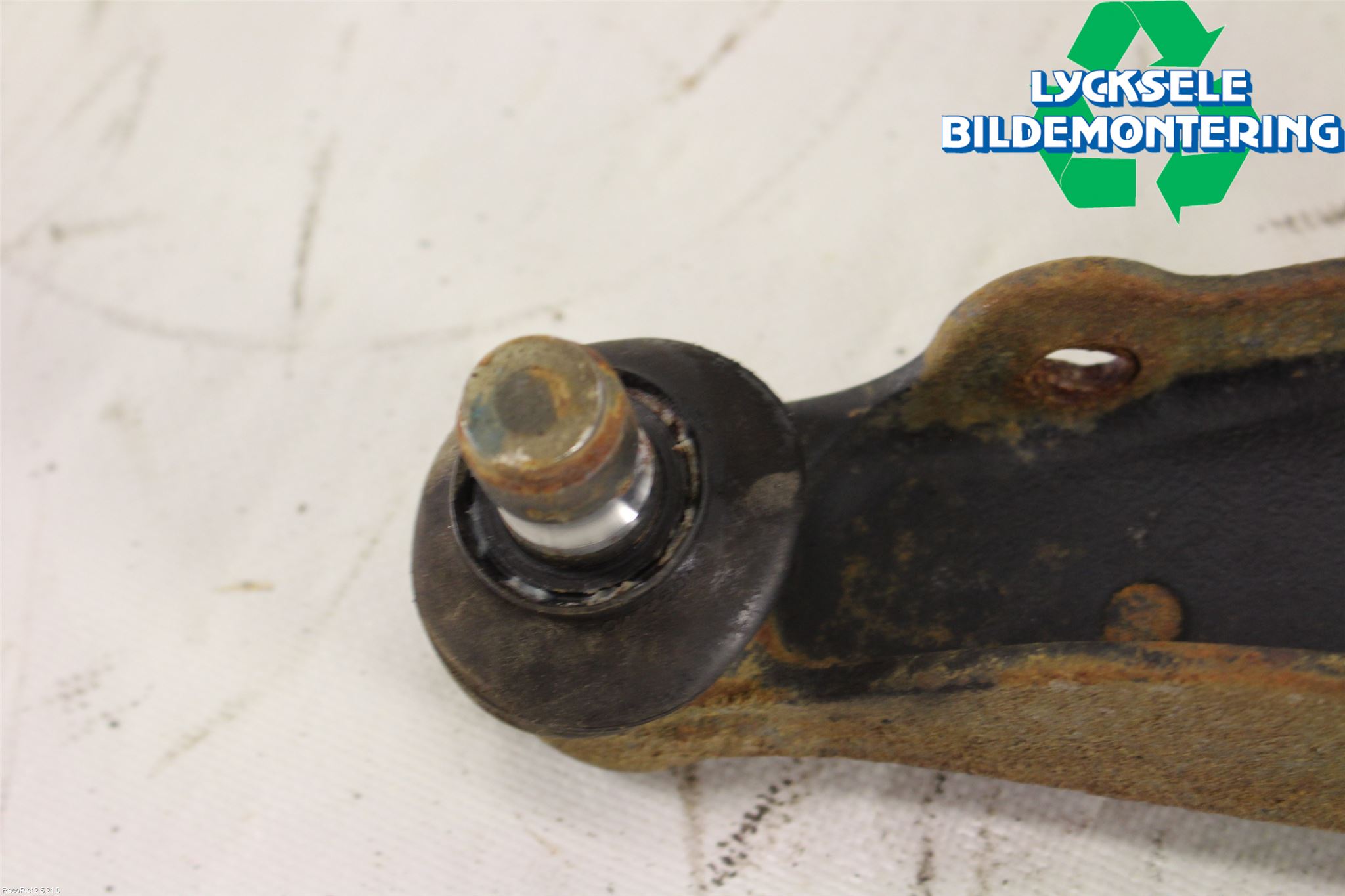 Subaru XV 12-17 Bärarm Bak Övre Höger