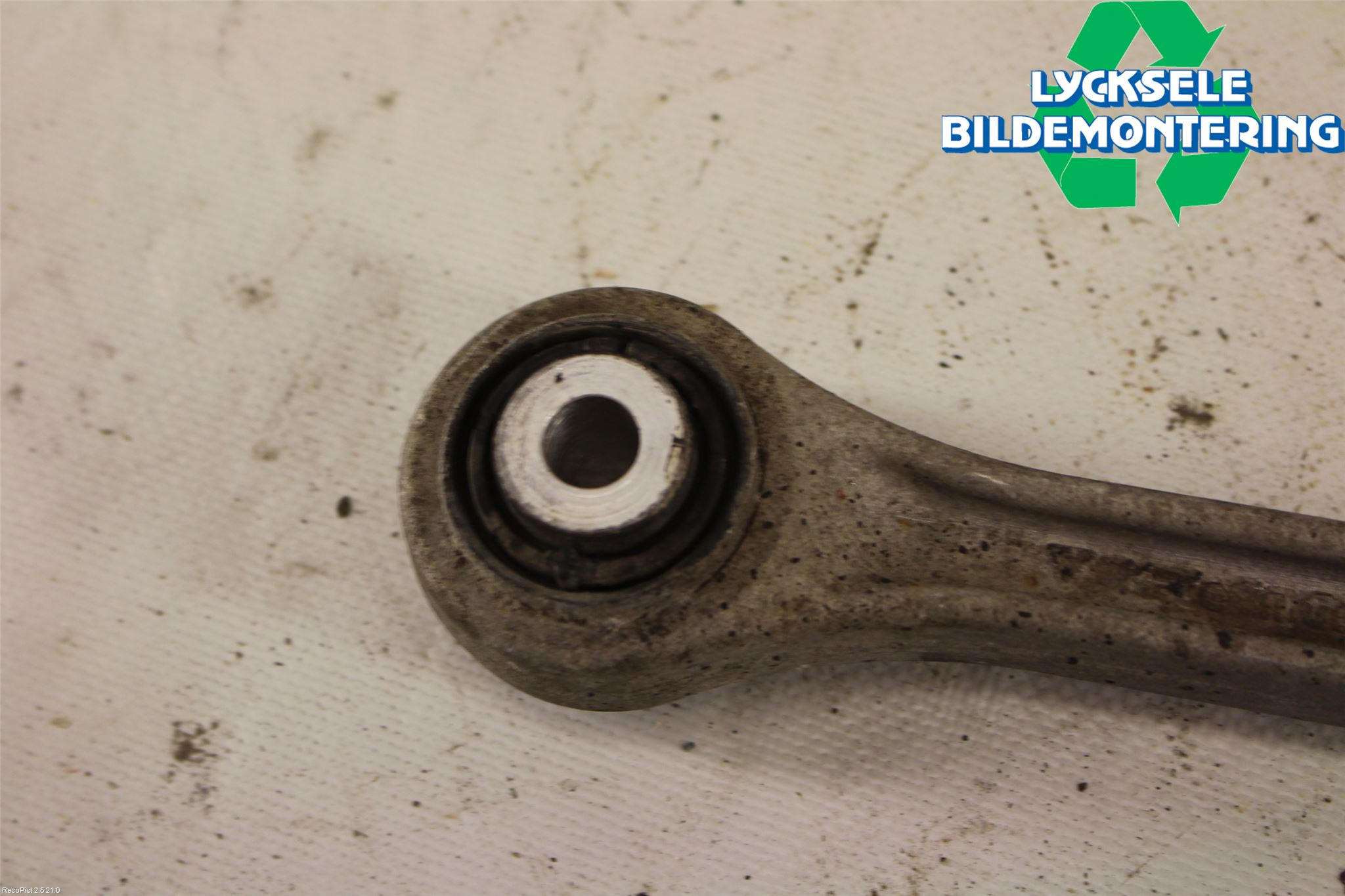 Porsche PANAMERA 09- Bärarm Bak Övre Vänster