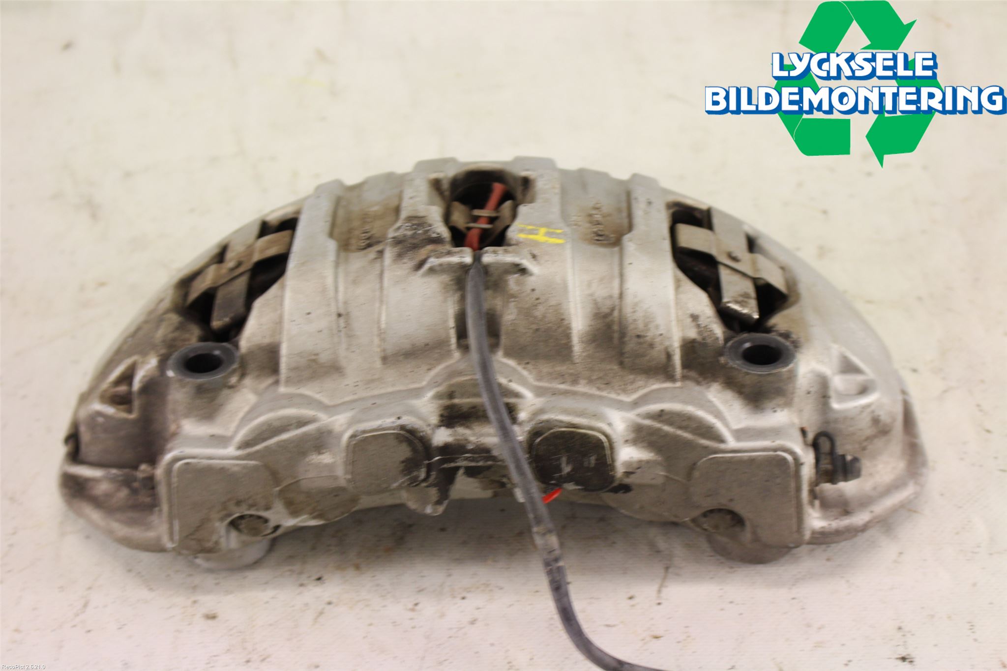 Porsche PANAMERA 09- Bromsok Fram Höger