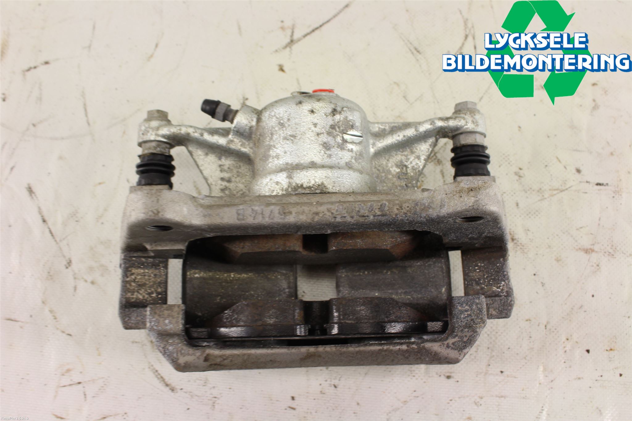 Volkswagen VW PASSAT 15-19 Bromsok Fram Vänster