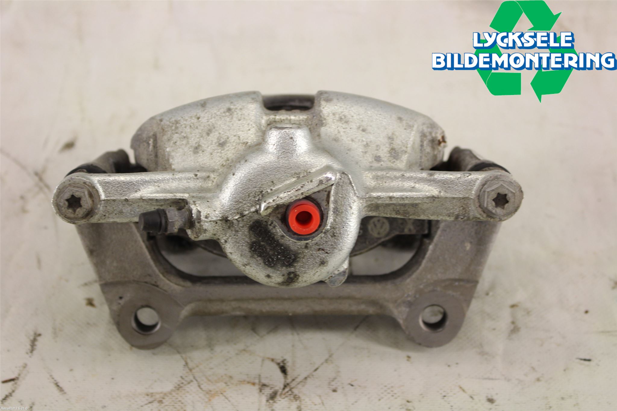 Volkswagen VW PASSAT 15-19 Bromsok Fram Vänster