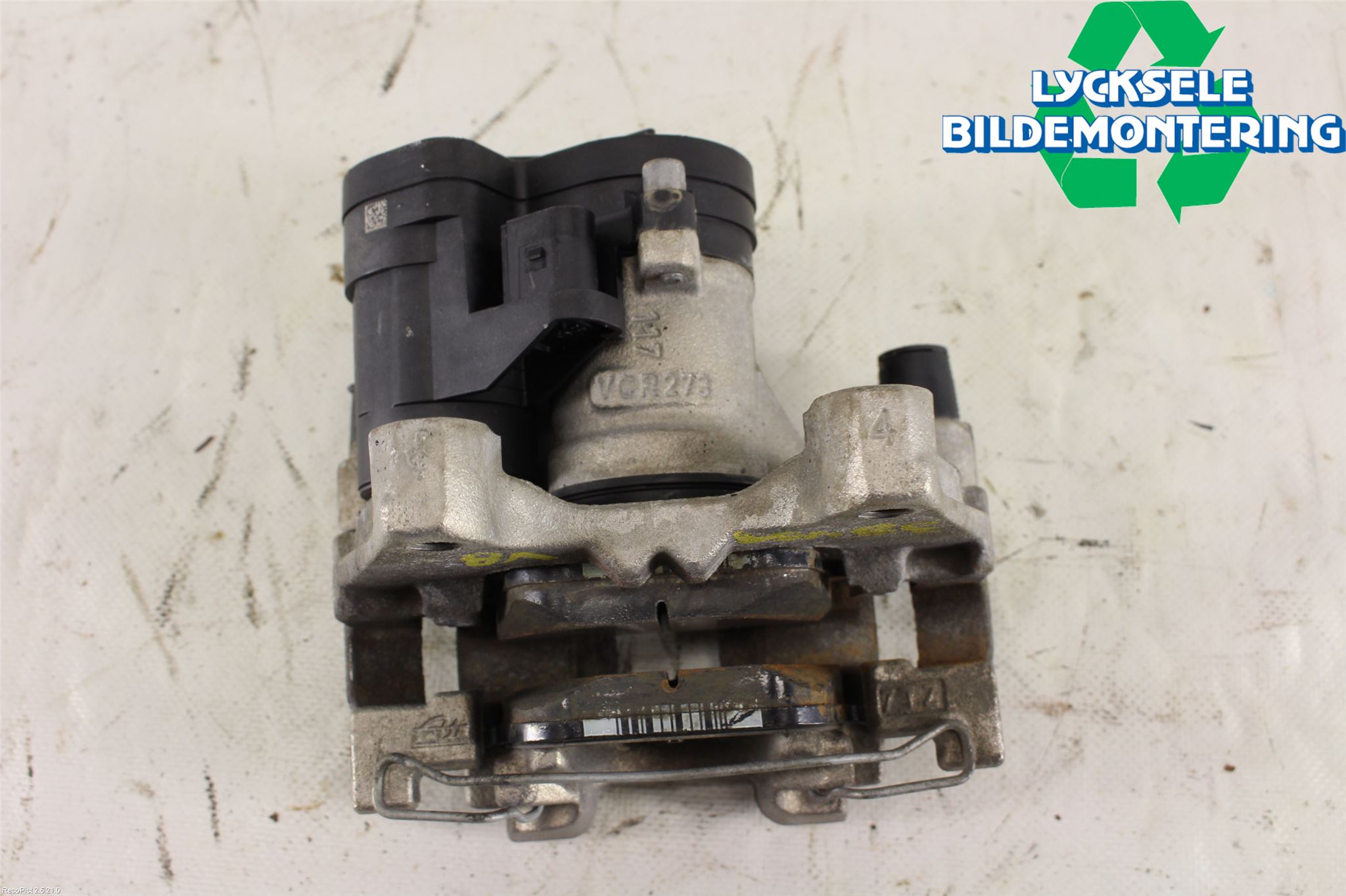 Volkswagen VW PASSAT 15-19 Bromsok Bak Vänster