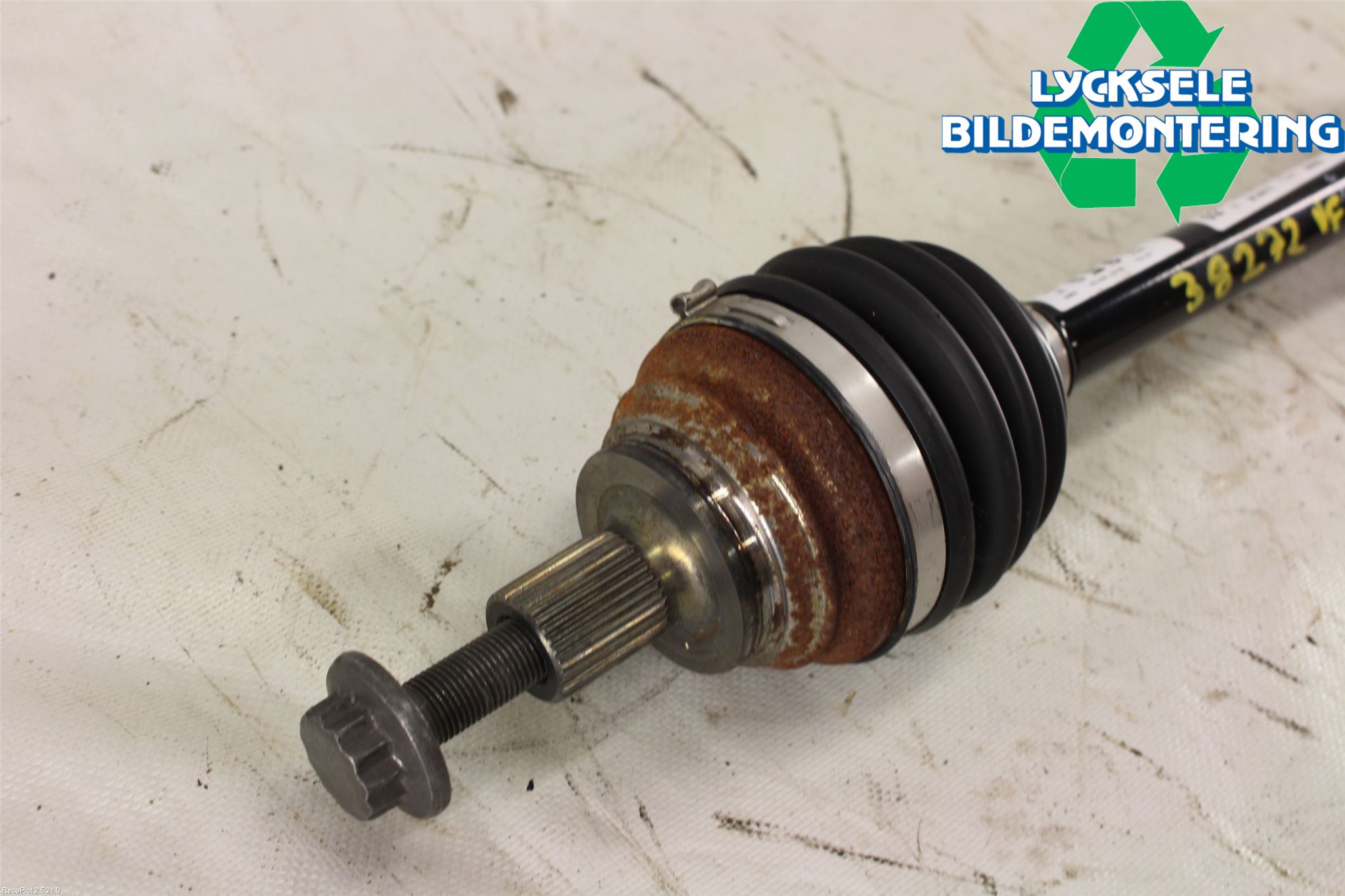 Volkswagen VW GOLF / E-GOLF VII 13-20 Drivaxel Fram Vänster