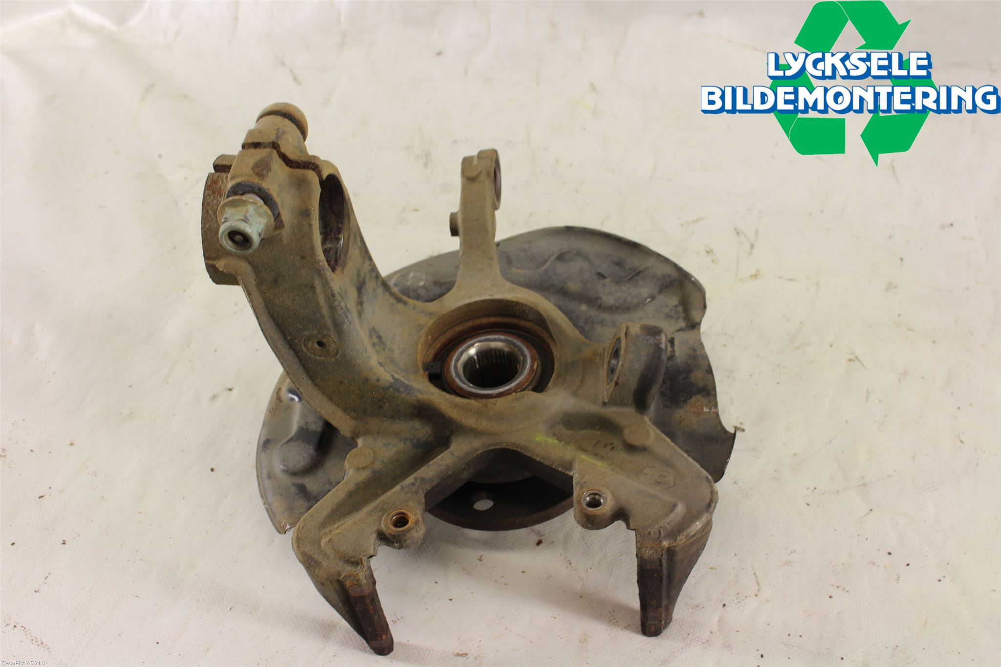 Skoda FABIA 15-21 Styrspindel Lagerhus Hö