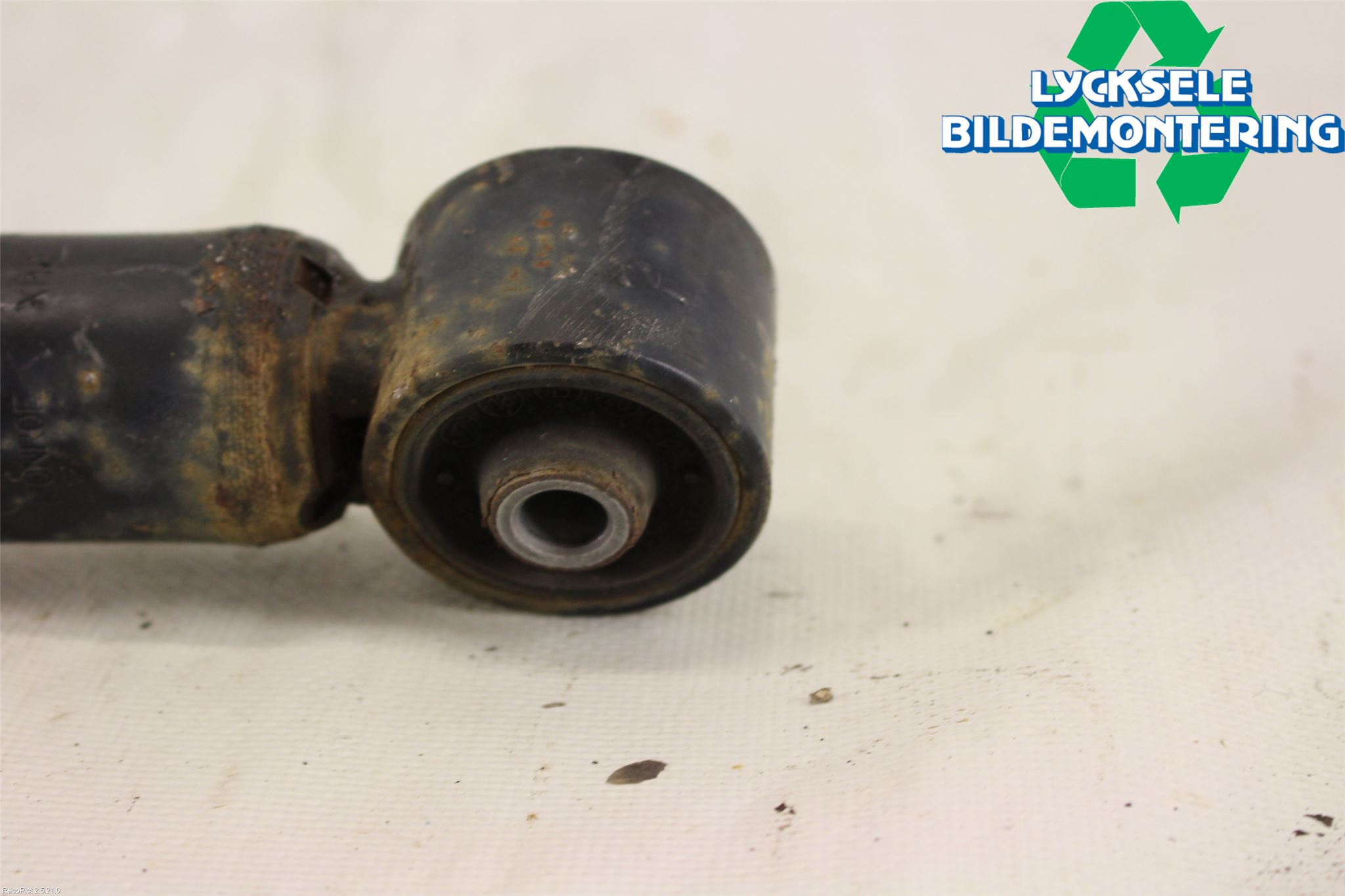 Skoda FABIA 15-21 Stötdämpare Bak