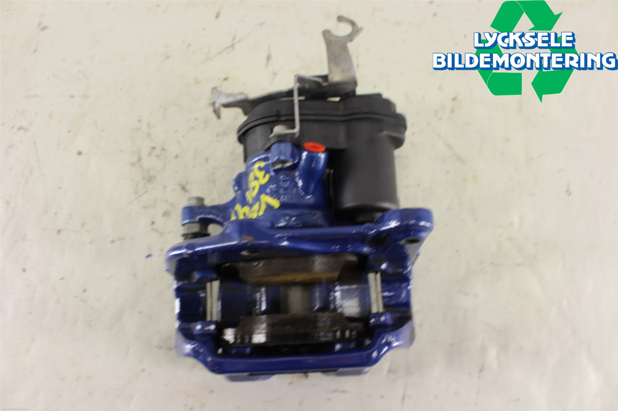 BMW 5 G30/G31/F90 17-23 Bromsok Bak Vänster