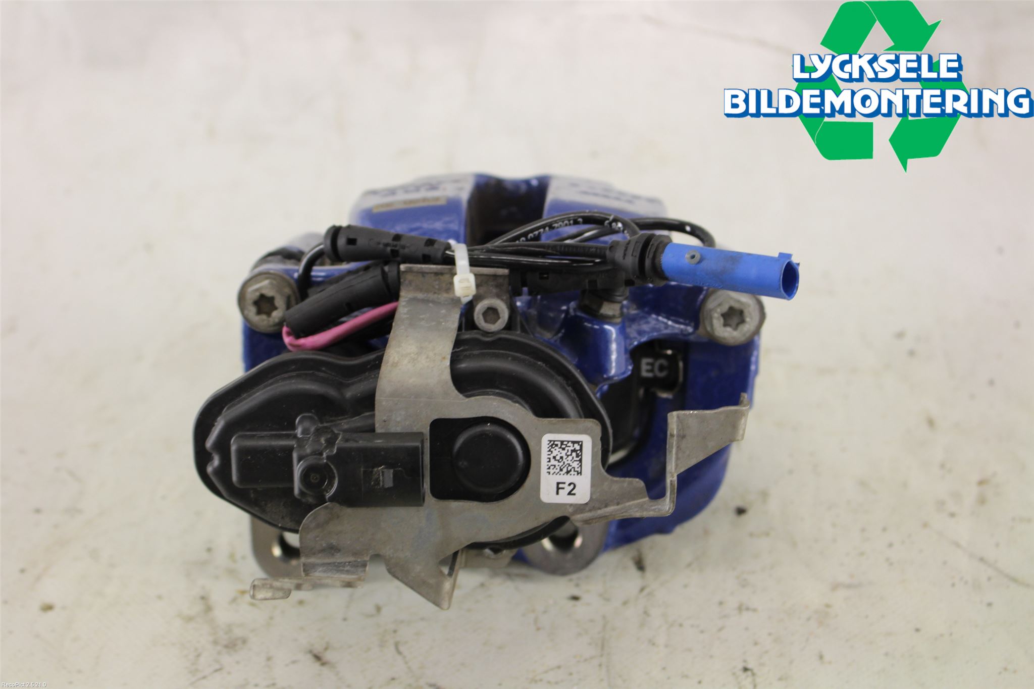BMW 5 G30/G31/F90 17-23 Bromsok Bak Höger