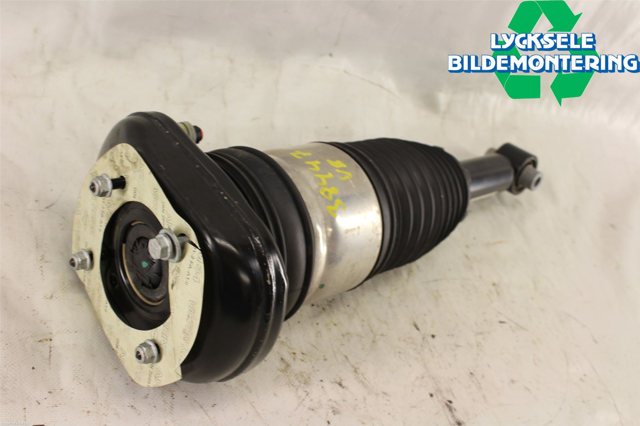 BMW 5 G30/G31/F90 17-23 Fjäderben Bak Vänster