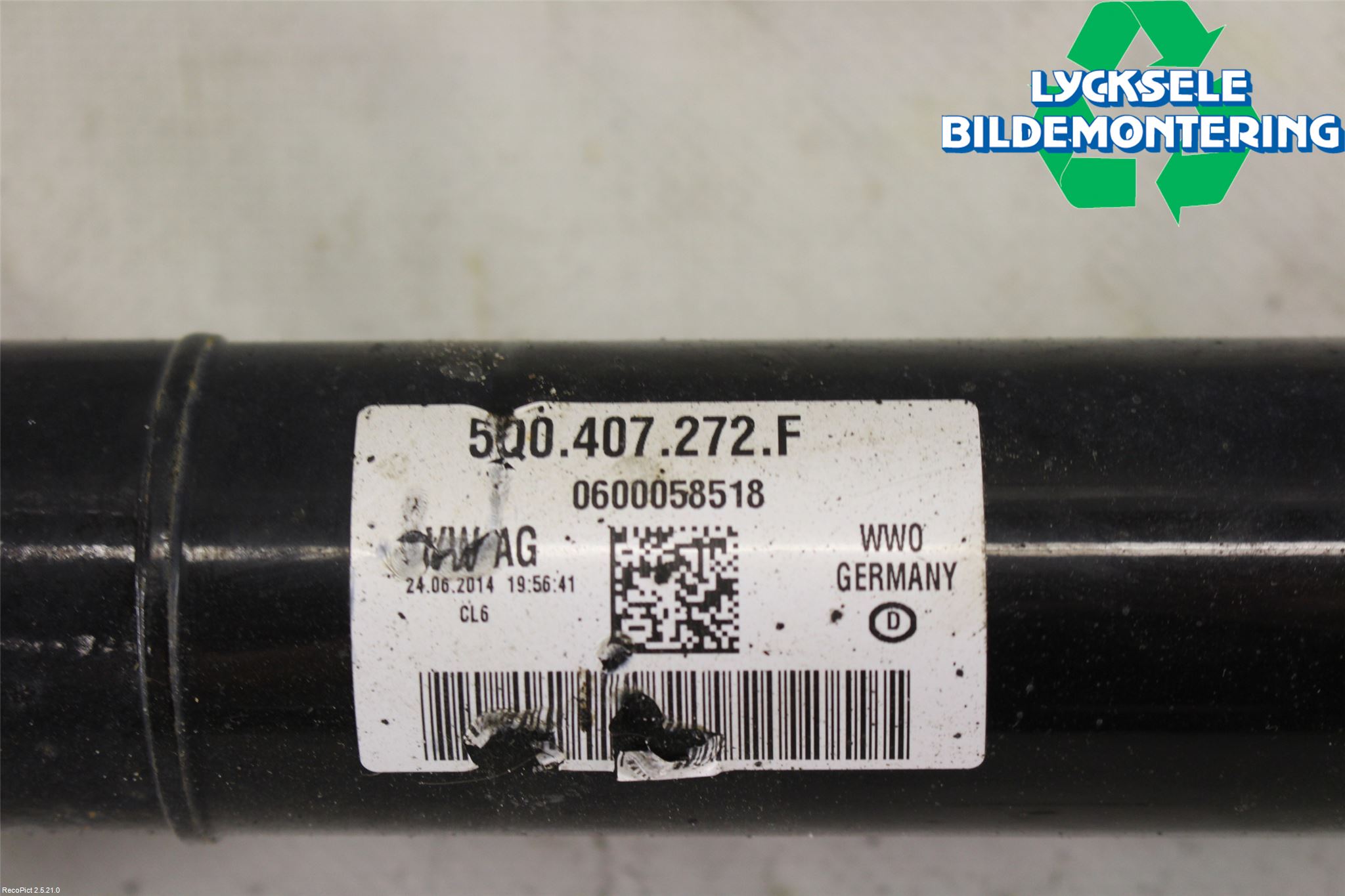 Volkswagen VW GOLF SPORTSVAN 15-20 Drivaxel Fram Höger