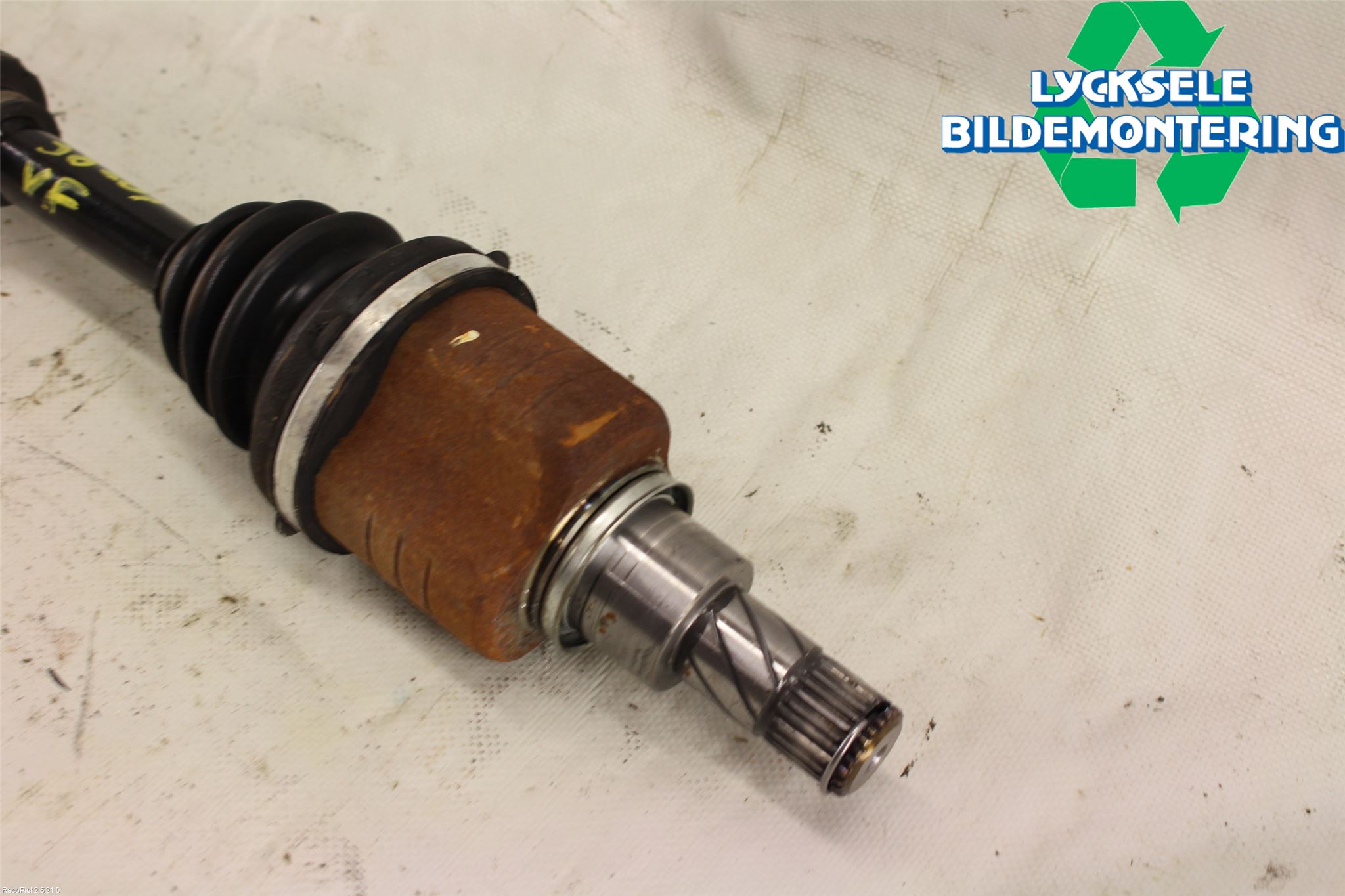 Nissan PULSAR Drivaxel Fram Vänster