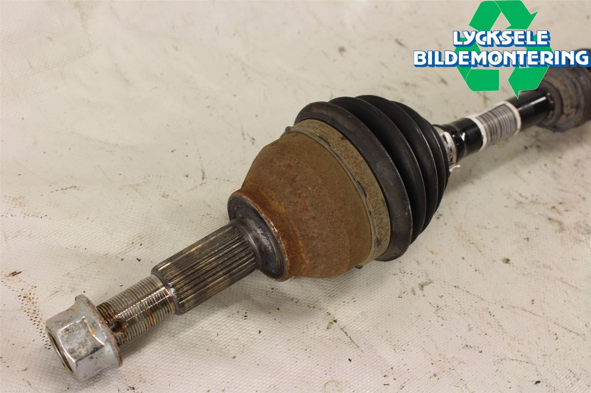 Nissan PULSAR Drivaxel Fram Höger