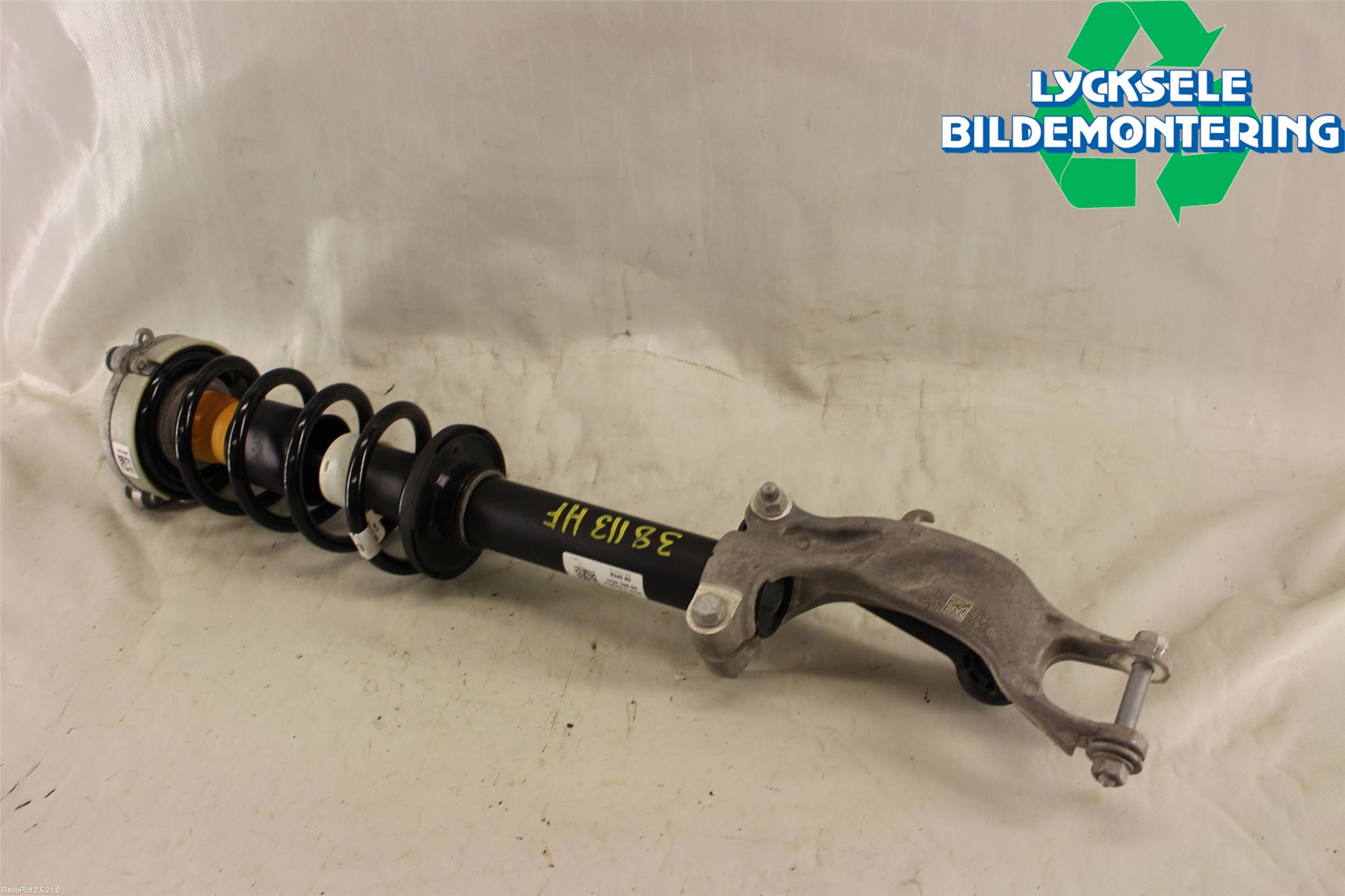 Audi A4/S4 B9 16-19 Fjäderben Fram Höger