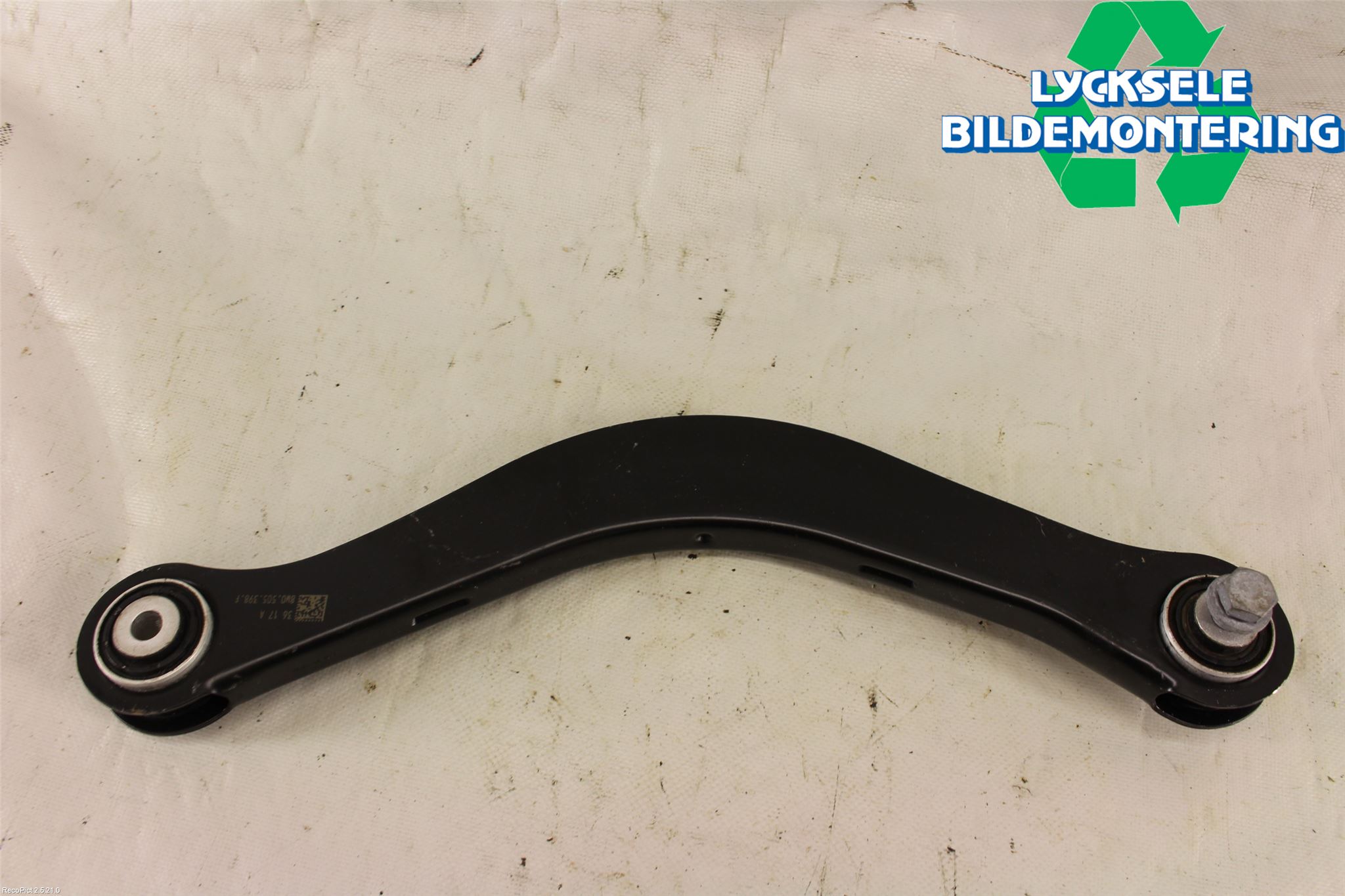 Audi A4/S4 B9 16-19 Bärarm Bak Övre Höger