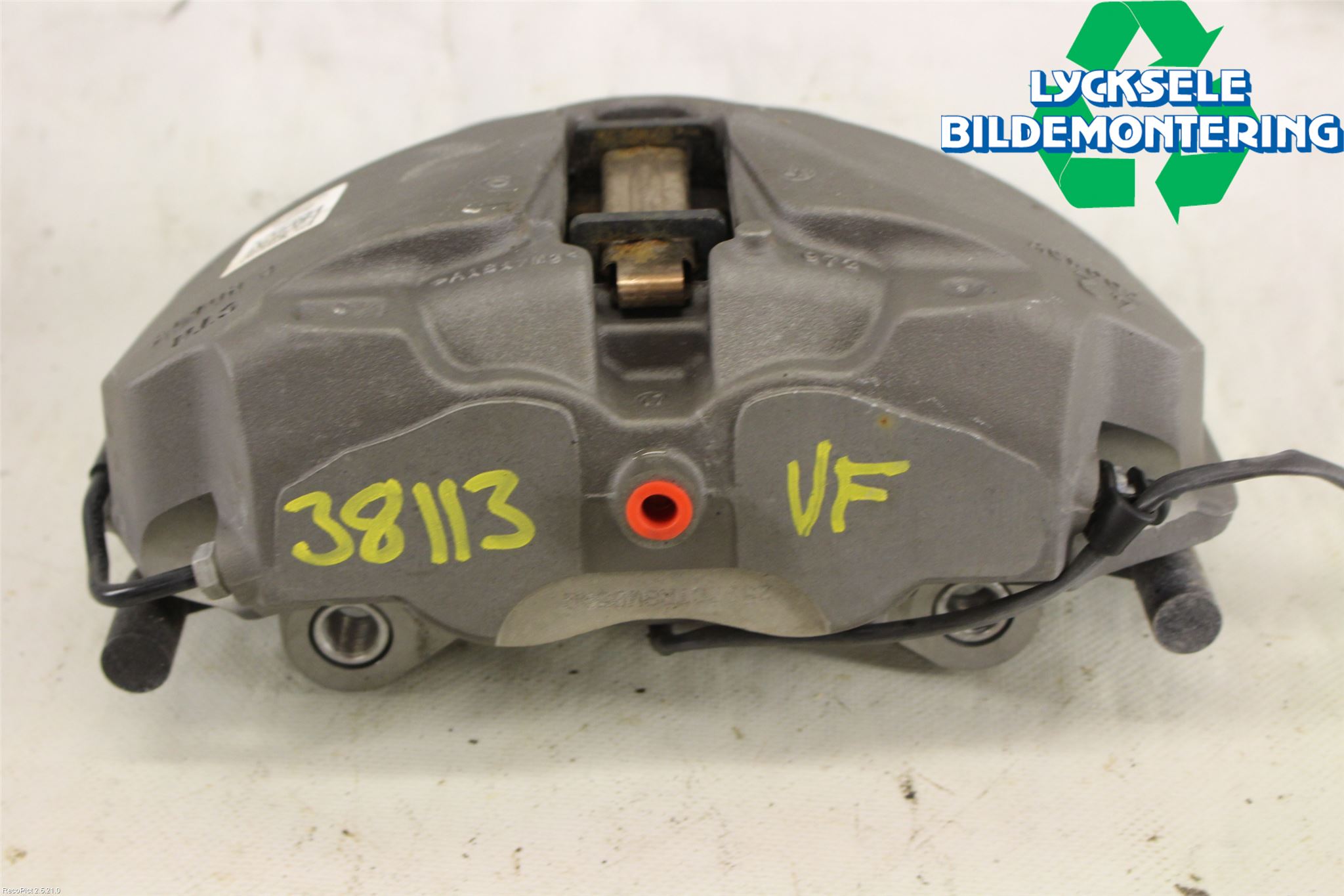 Audi A4/S4 B9 16-19 Bromsok Fram Vänster