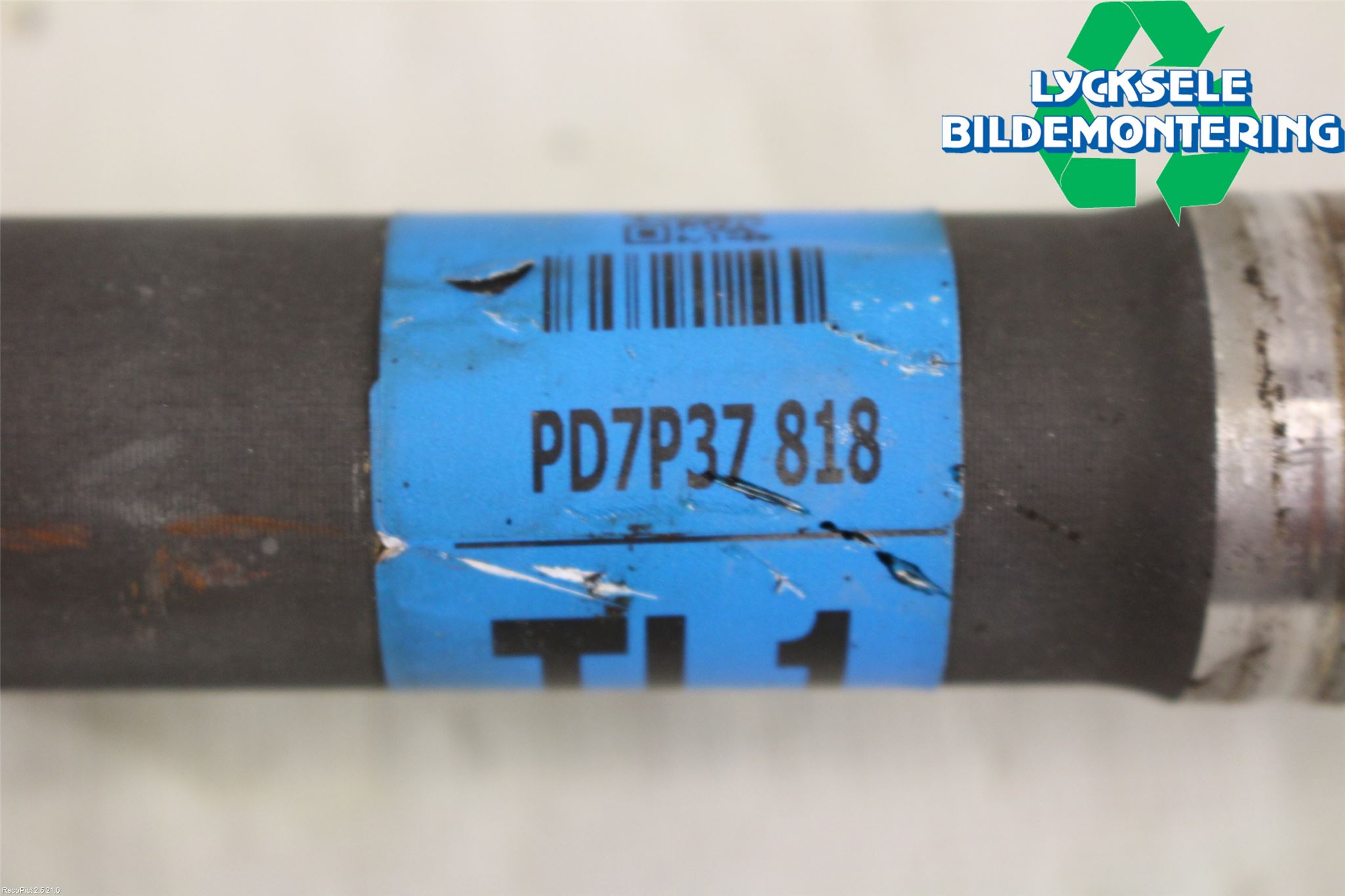 Kia SPORTAGE (QL) 16-21 Drivaxel Fram Höger