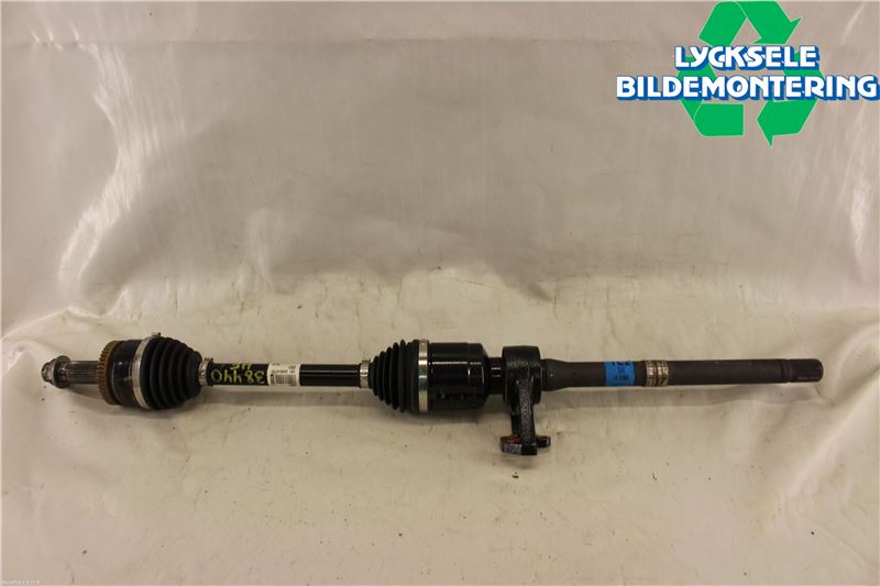 Kia SPORTAGE (QL) 16-21 Drivaxel Fram Höger