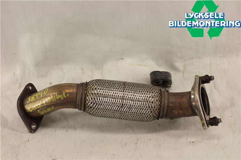 Kia SPORTAGE (QL) 16-21 Avgas Främre Rör