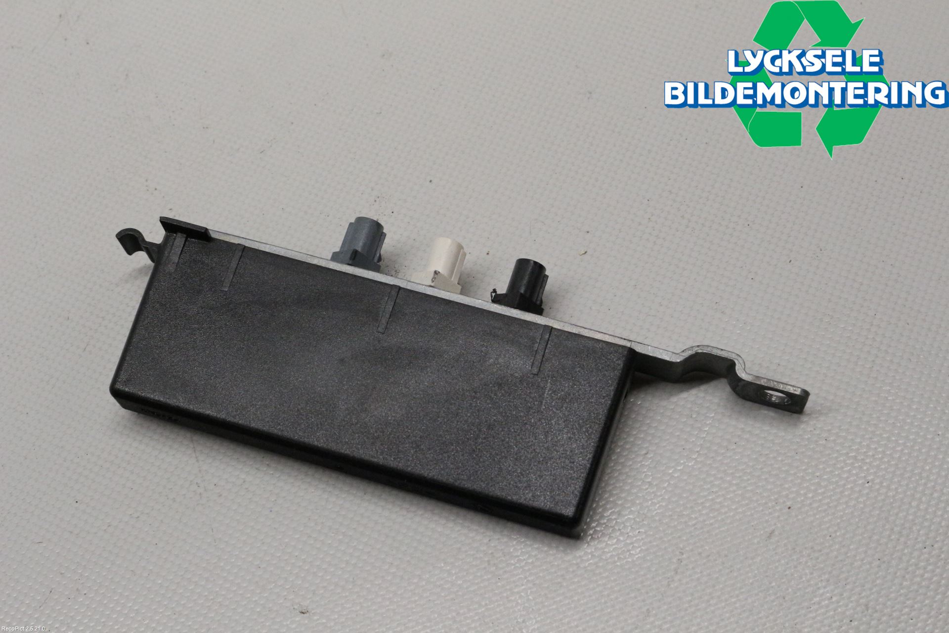 Porsche PANAMERA 09- Antennförstärkare