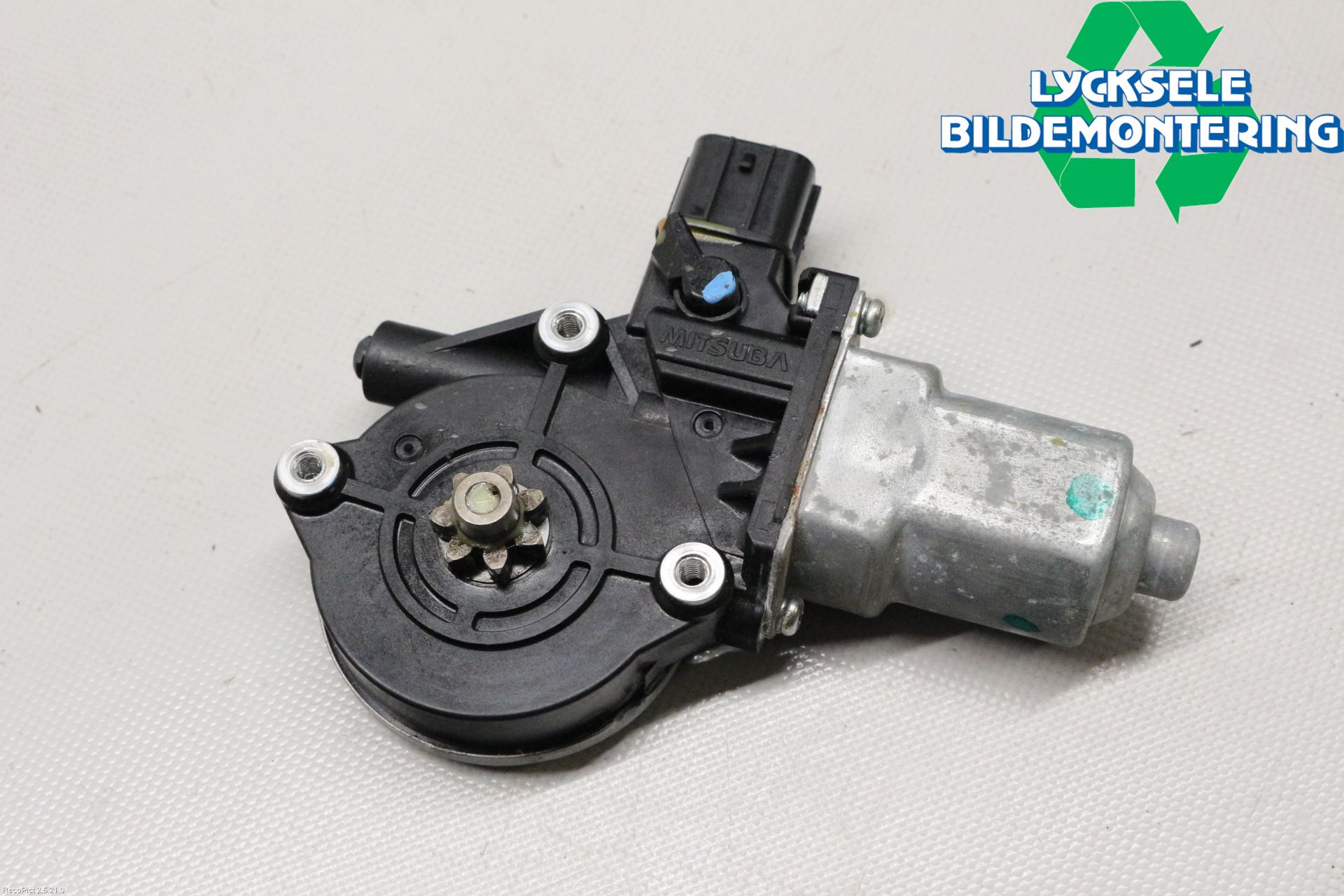 Isuzu D-MAX Fönsterhissmotor