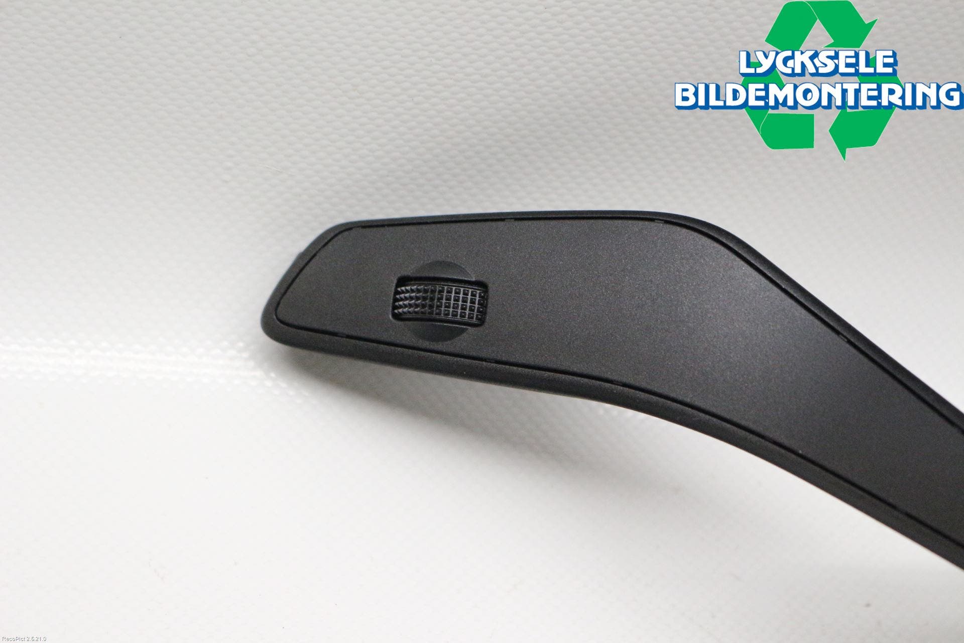 Audi A4/S4 B9 16-19 Spakcentral