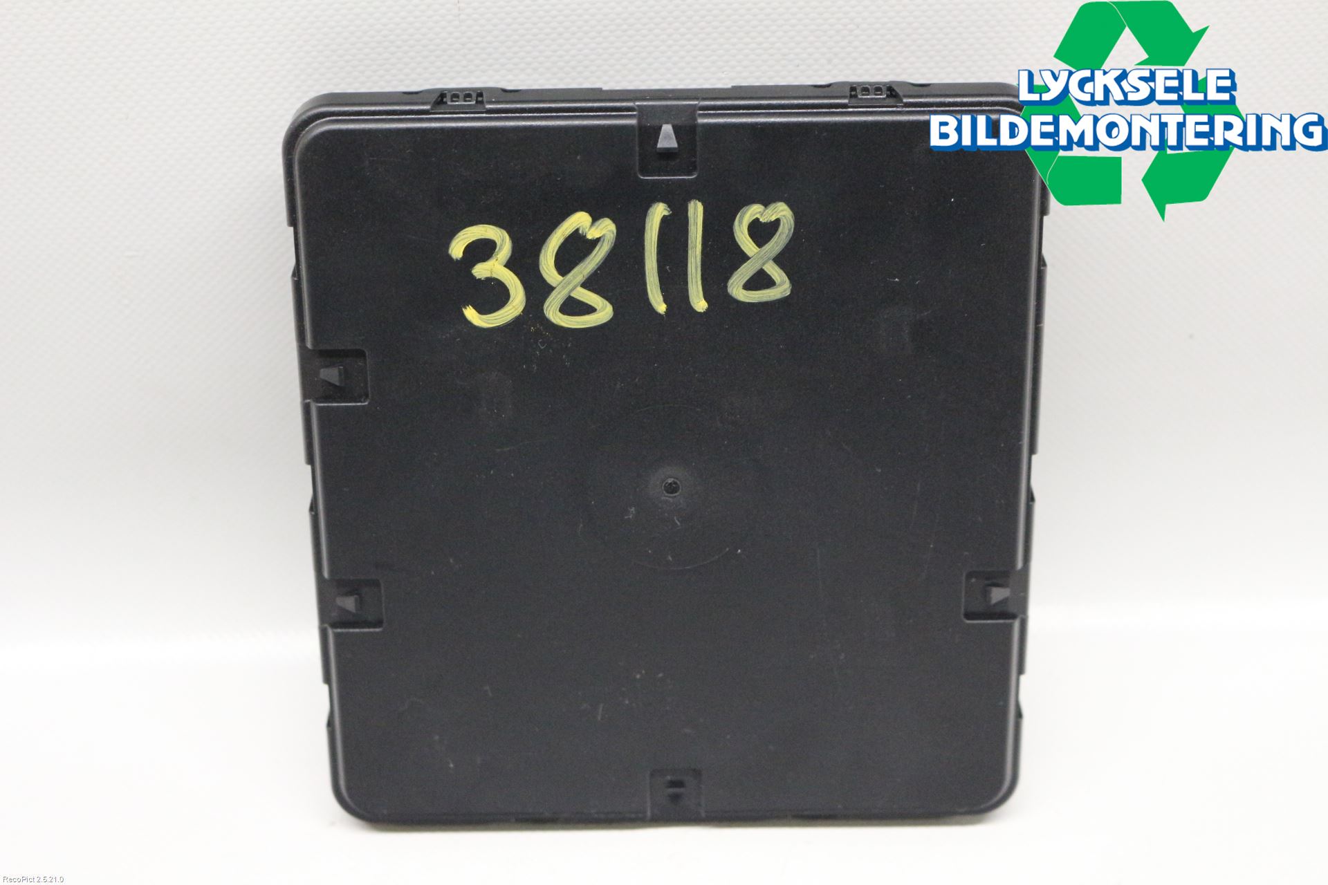 Audi A4/S4 B9 16-19 Komfort Styrdon