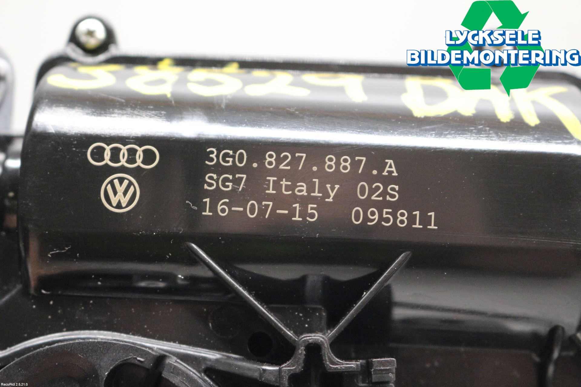 Volkswagen VW PASSAT 15-19 Låskista Baklucka