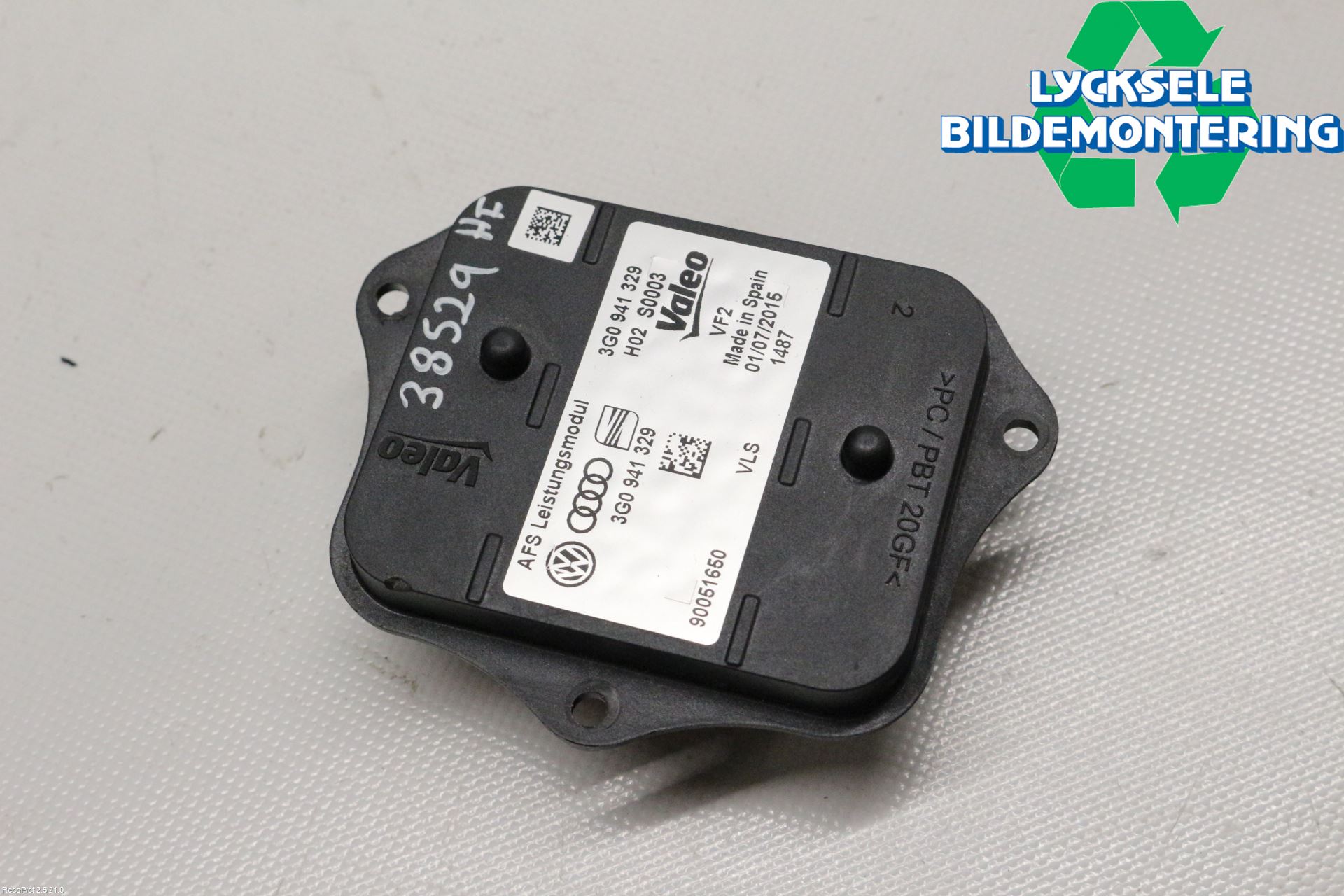 Volkswagen VW PASSAT 15-19 Styrenhet Strålkastare