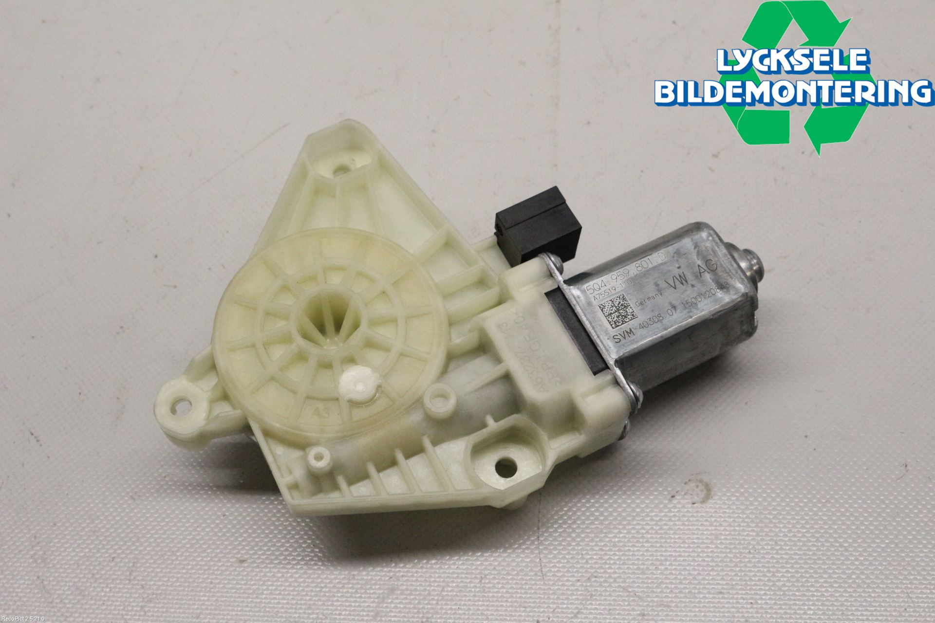 Volkswagen VW PASSAT 15-19 Fönsterhissmotor