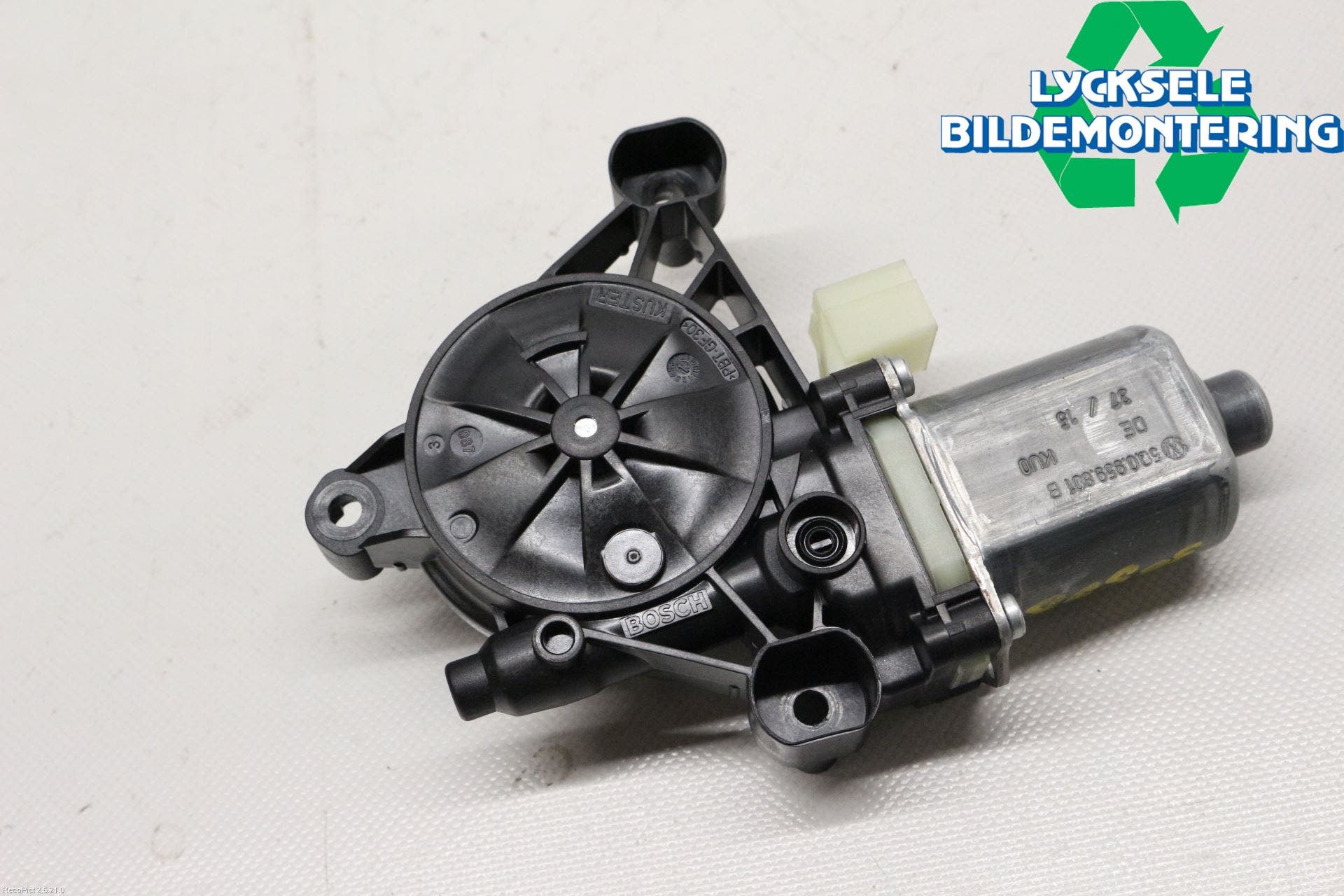 Skoda SUPERB 16-24 Fönsterhissmotor