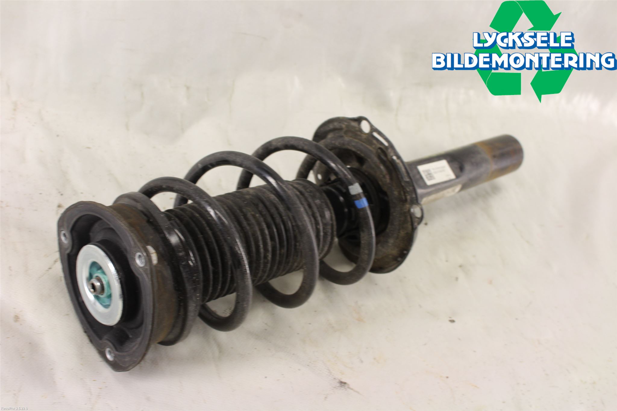 Volkswagen VW GOLF / E-GOLF VII 13-20 Fjäderben Fram Vänster