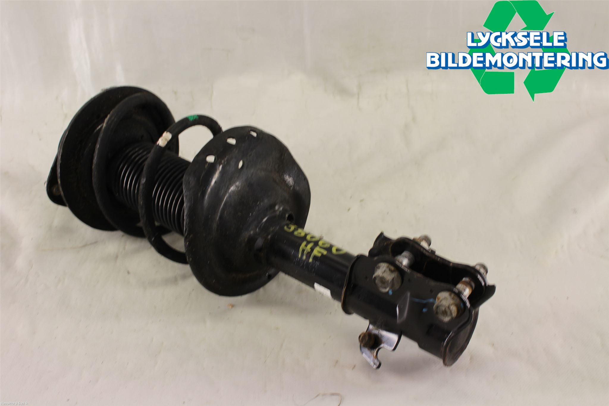 Subaru IMPREZA IV 13-17 Fjäderben Fram Höger