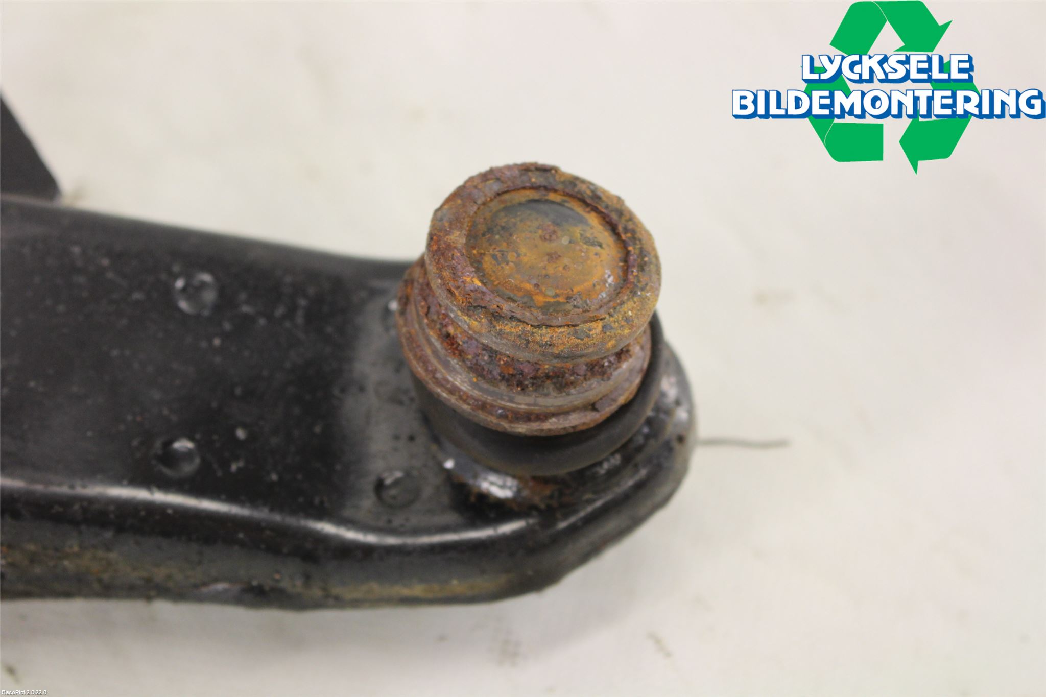 Subaru IMPREZA IV 13-17 Bärarm Fram Undre Hö