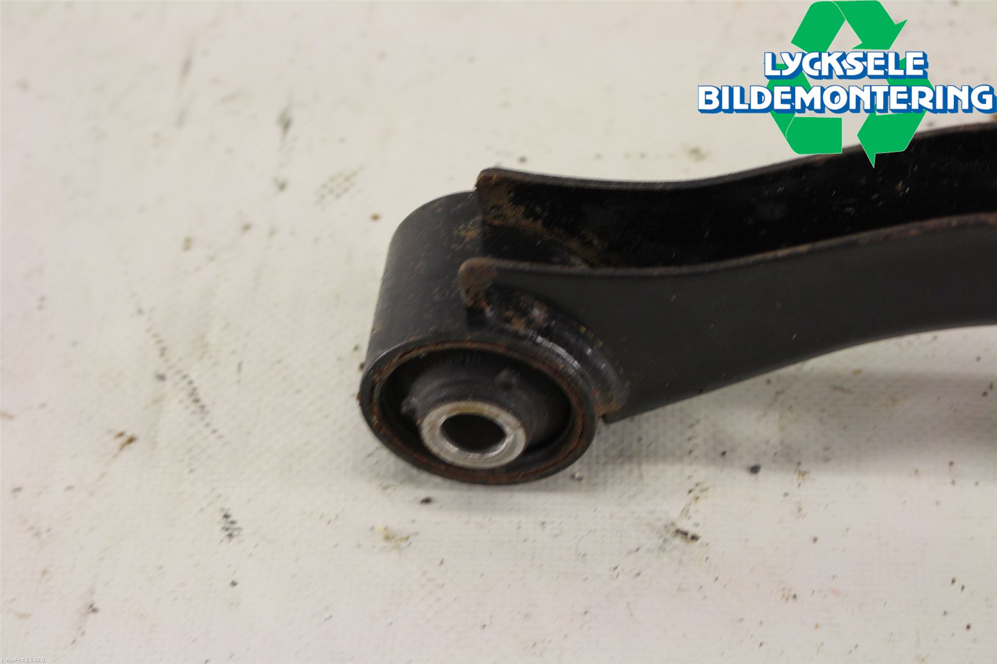 Subaru IMPREZA IV 13-17 Bärarm Bak Vänster