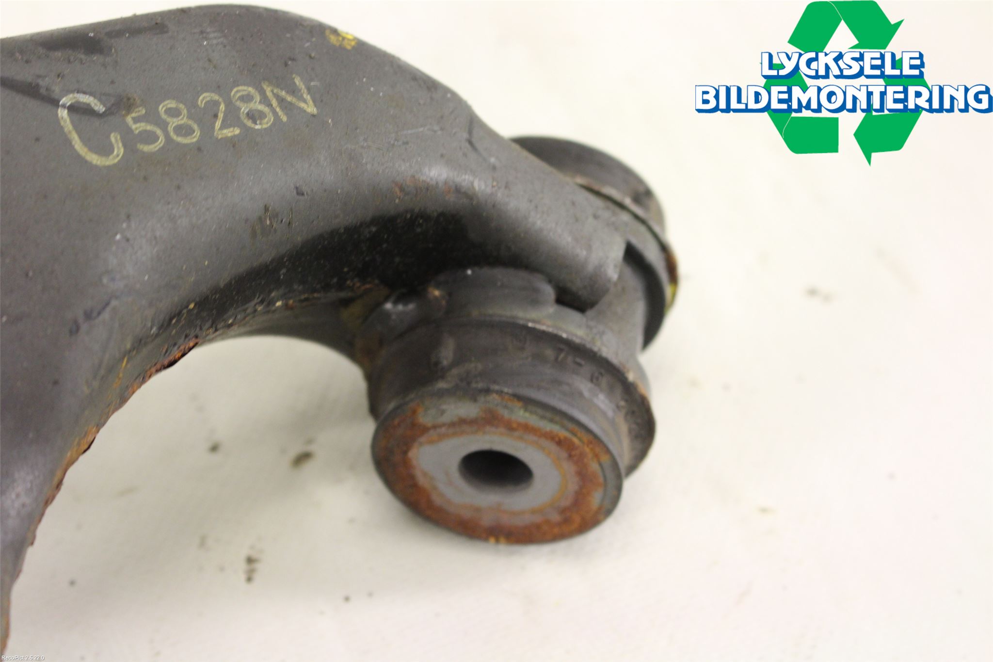 Subaru IMPREZA IV 13-17 Bärarm Bak Övre Vänster