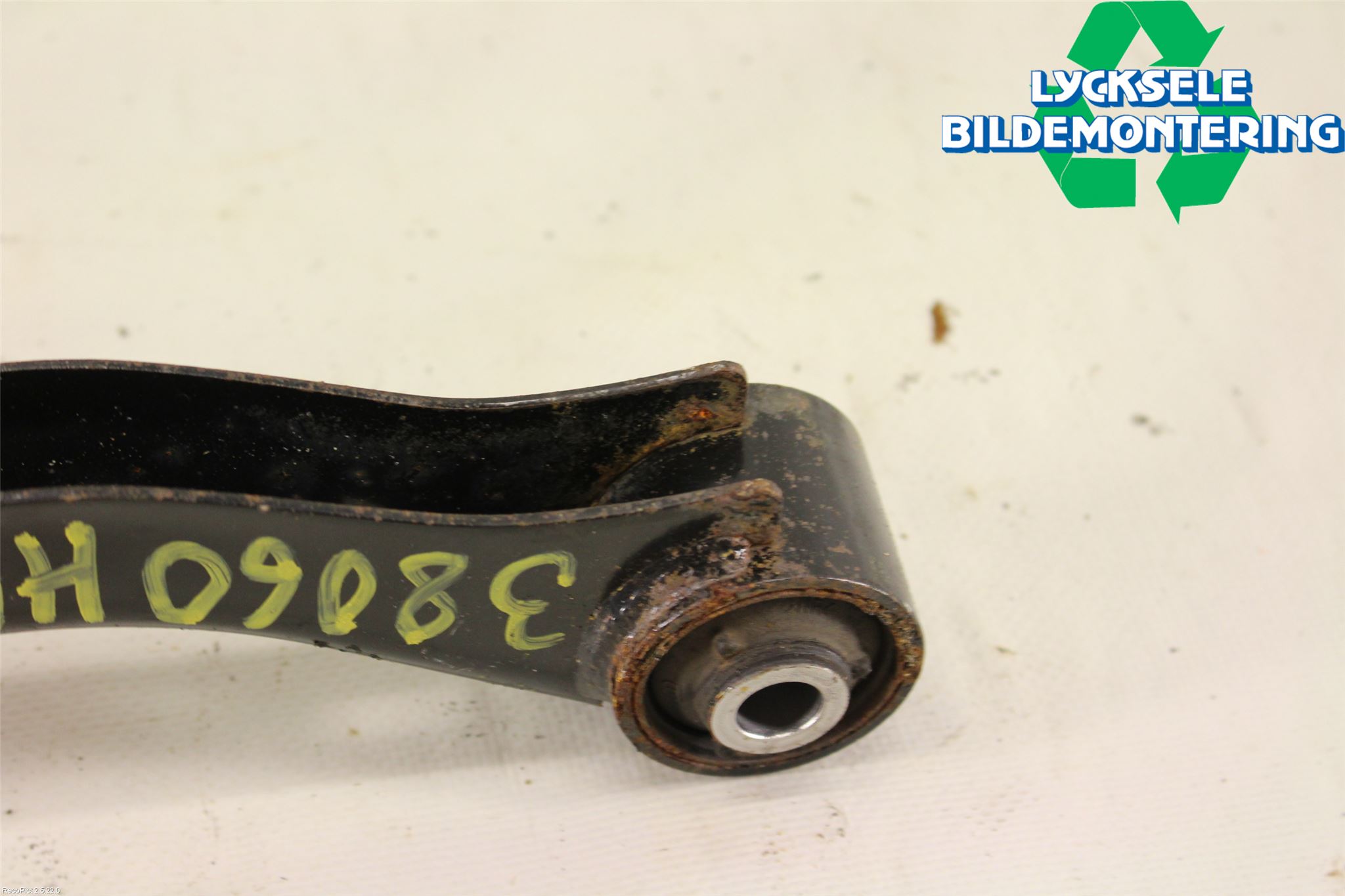 Subaru IMPREZA IV 13-17 Bärarm Bak Höger