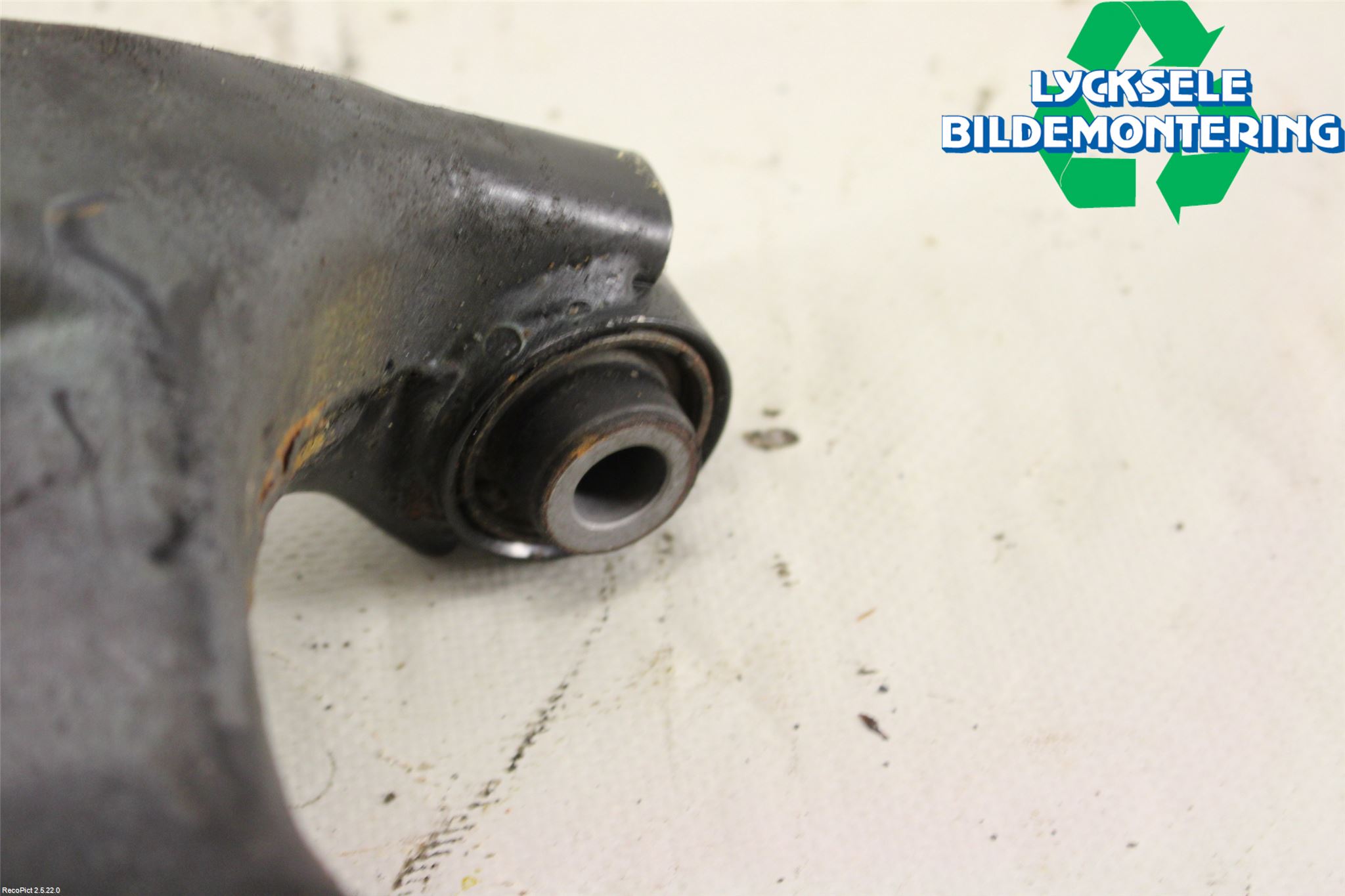 Subaru IMPREZA IV 13-17 Bärarm Bak Övre Höger