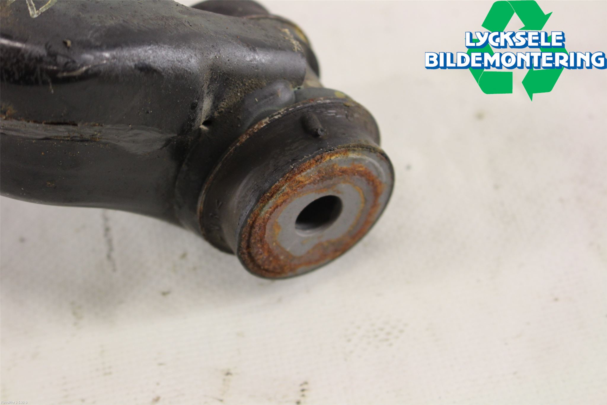 Subaru IMPREZA IV 13-17 Bärarm Bak Övre Höger
