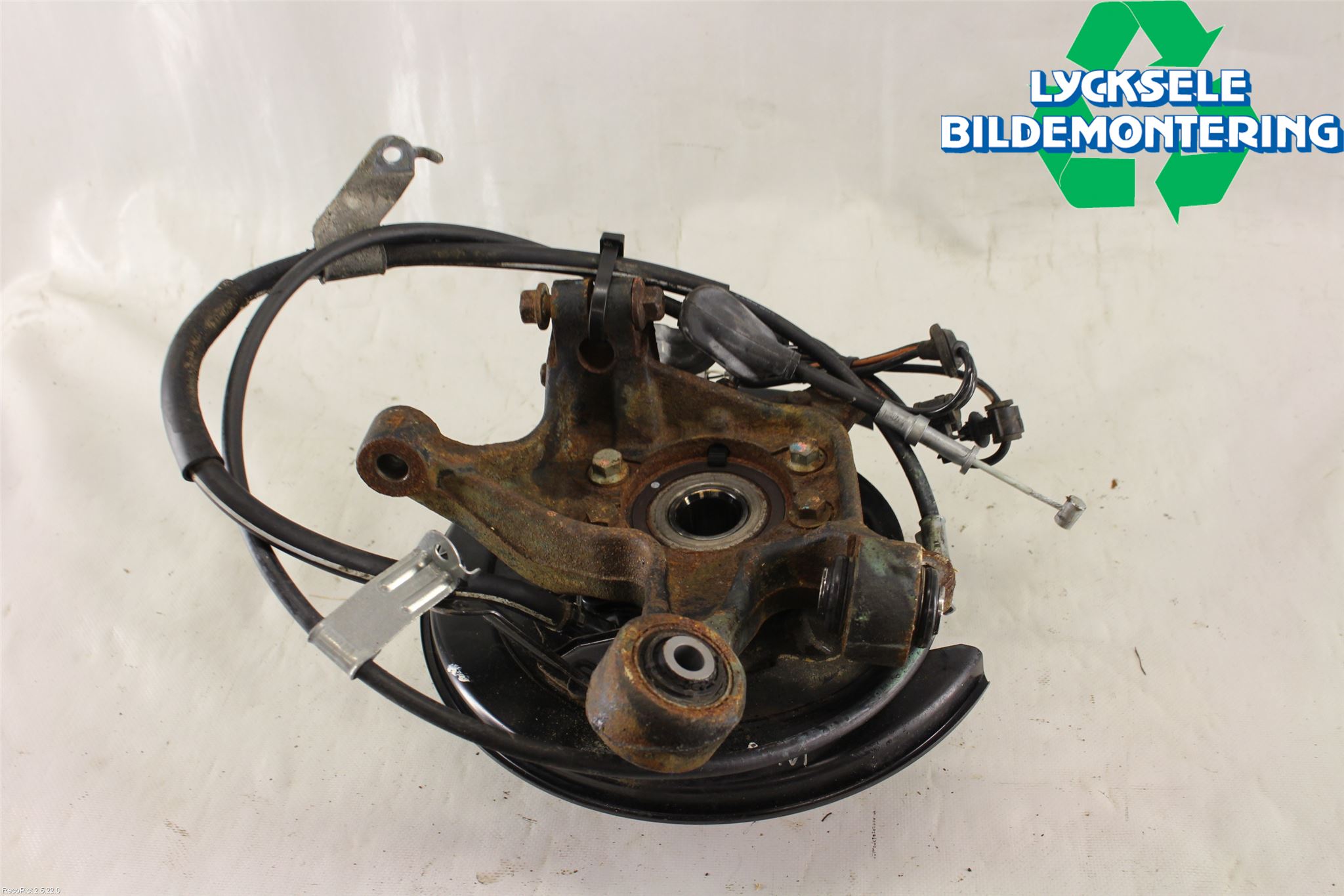 Subaru IMPREZA IV 13-17 Hjullagerhus-Spindel Hö B