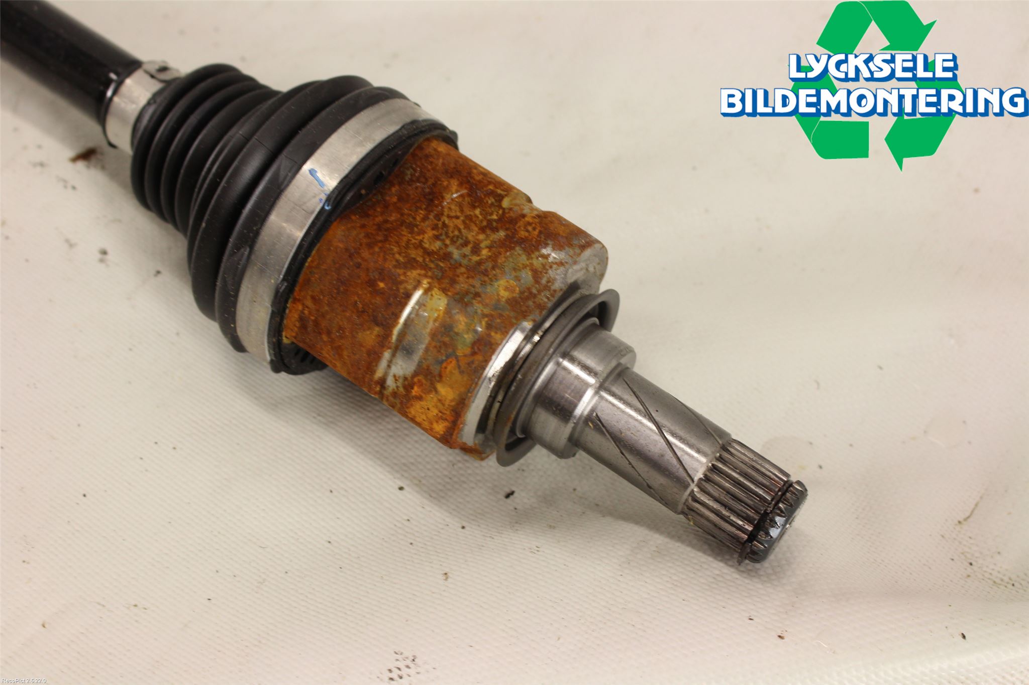 Opel CORSA E 15-19 Drivaxel Fram Höger