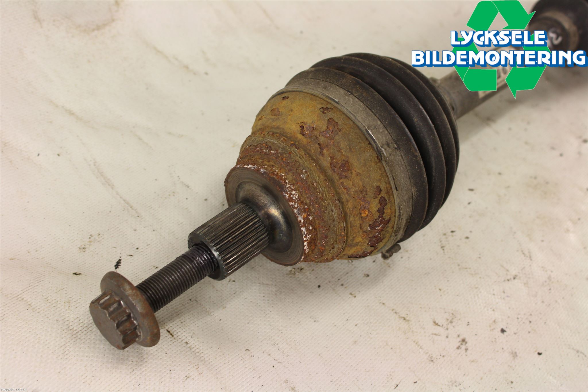 Volkswagen VW GOLF / E-GOLF VII 13-20 Drivaxel Fram Vänster