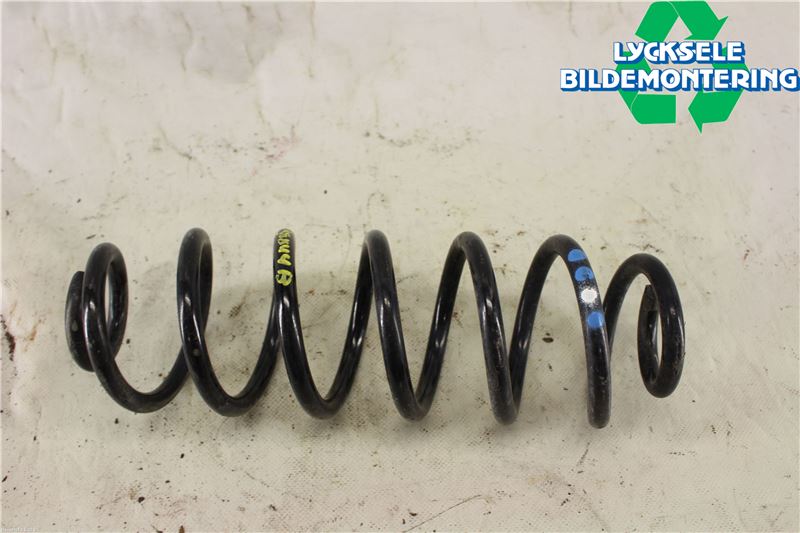 Audi Q5 09-16 Fjäder Bak