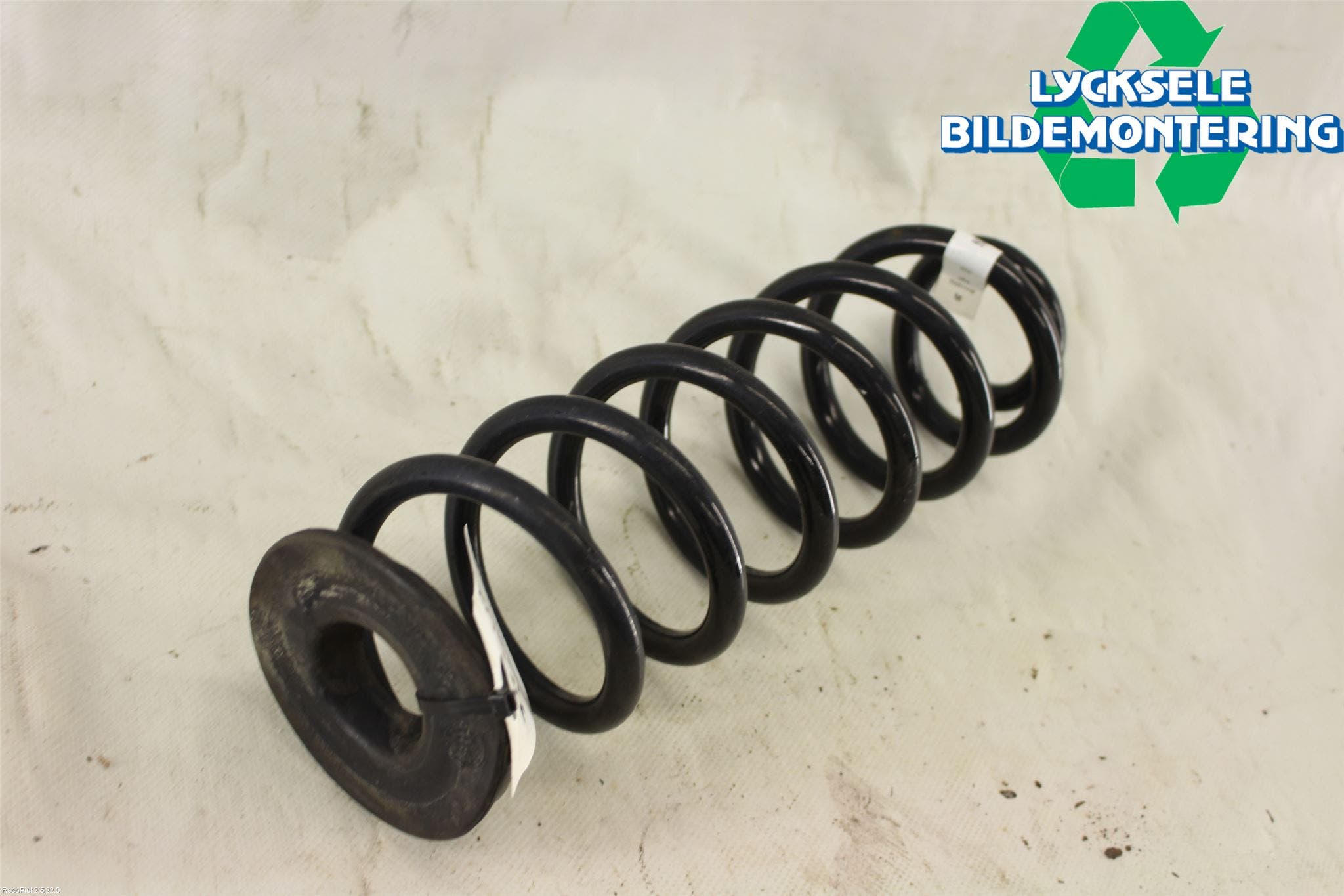 Skoda SUPERB 16-24 Fjäder Bak