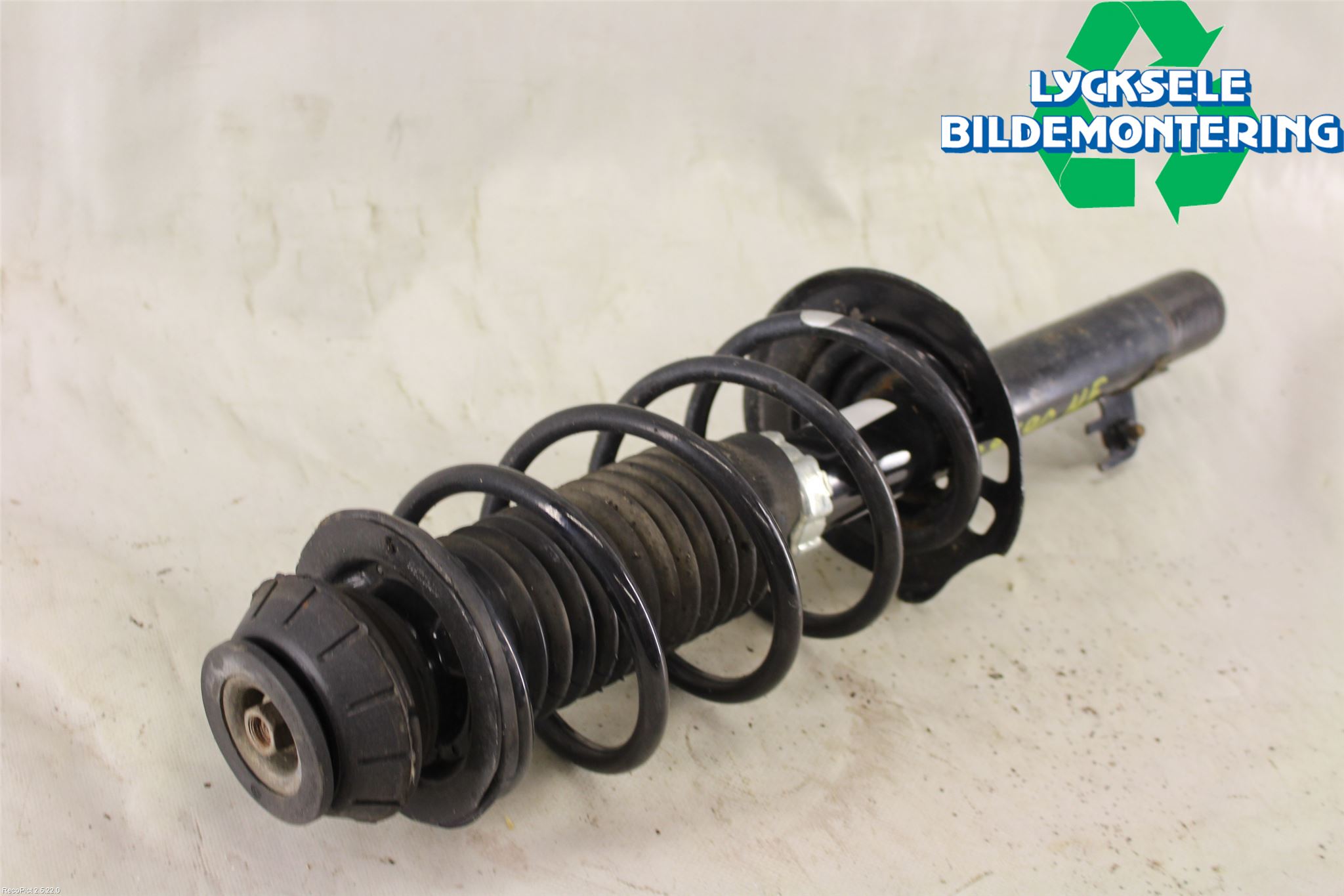 Toyota AYGO 06-14 Fjäderben Fram Höger